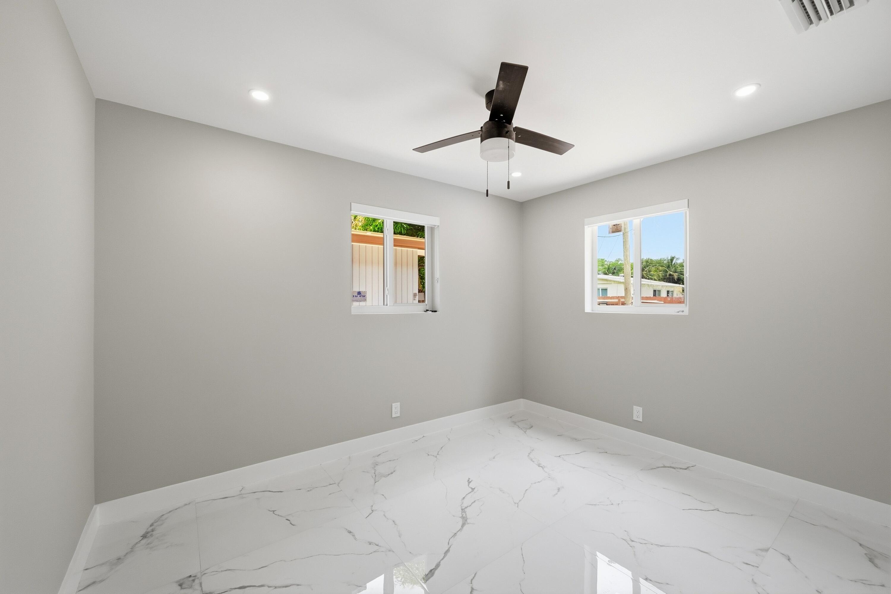 POMPANO PARK SEC 1 - Residential Lease