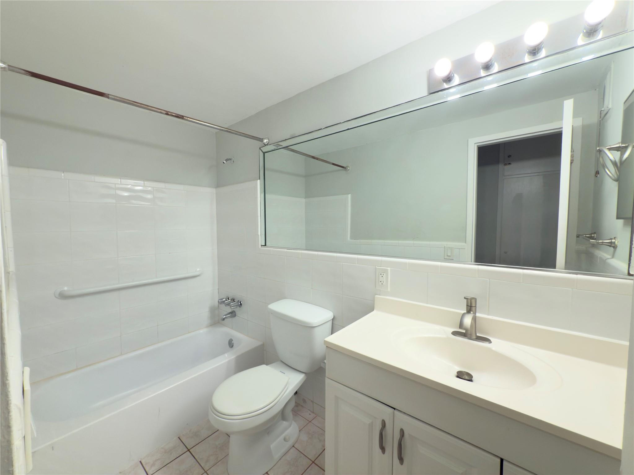 PASADENA GARDEN APARTMENTS CO-OP - Residential Lease