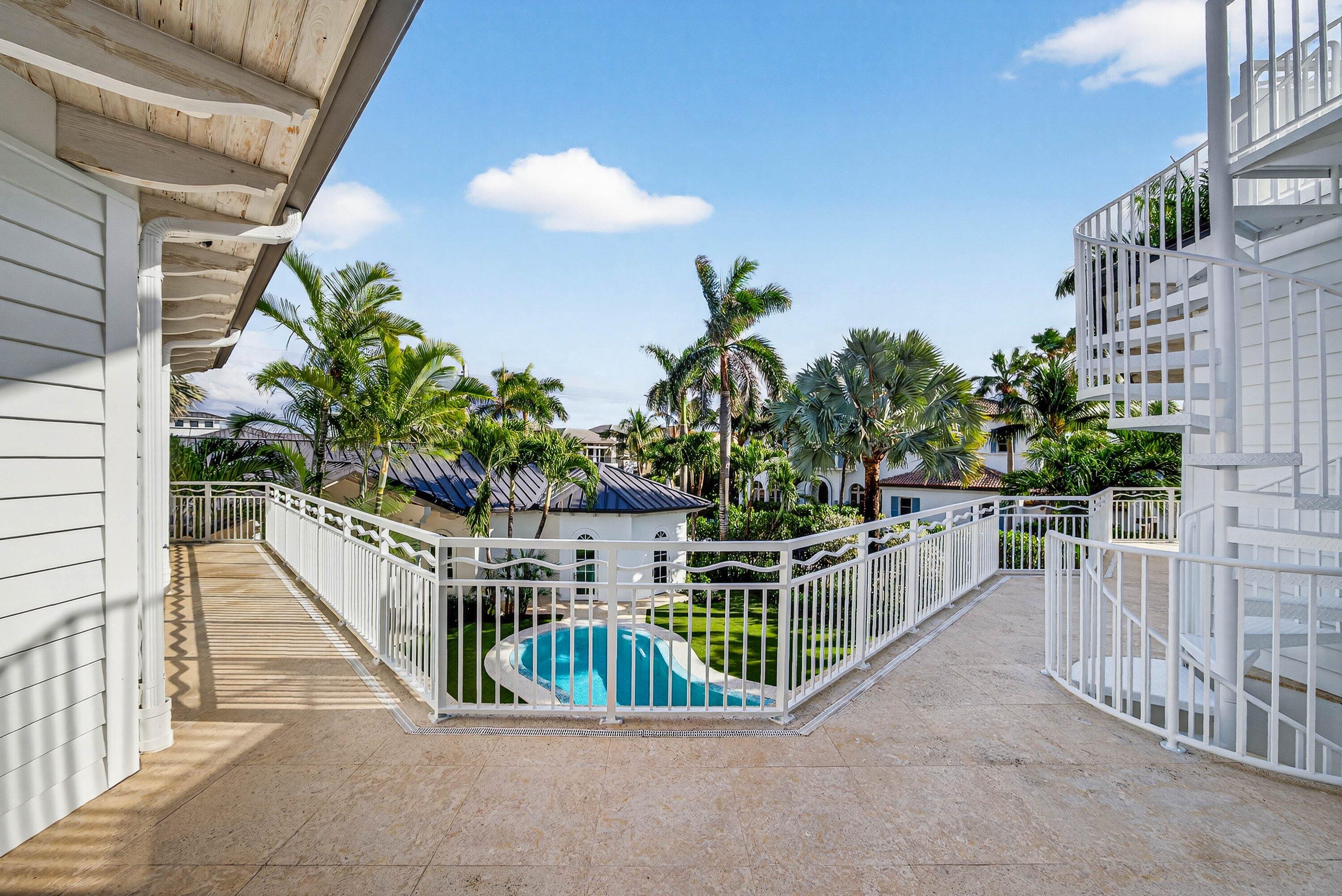 CRESTWOOD DELRAY - Residential