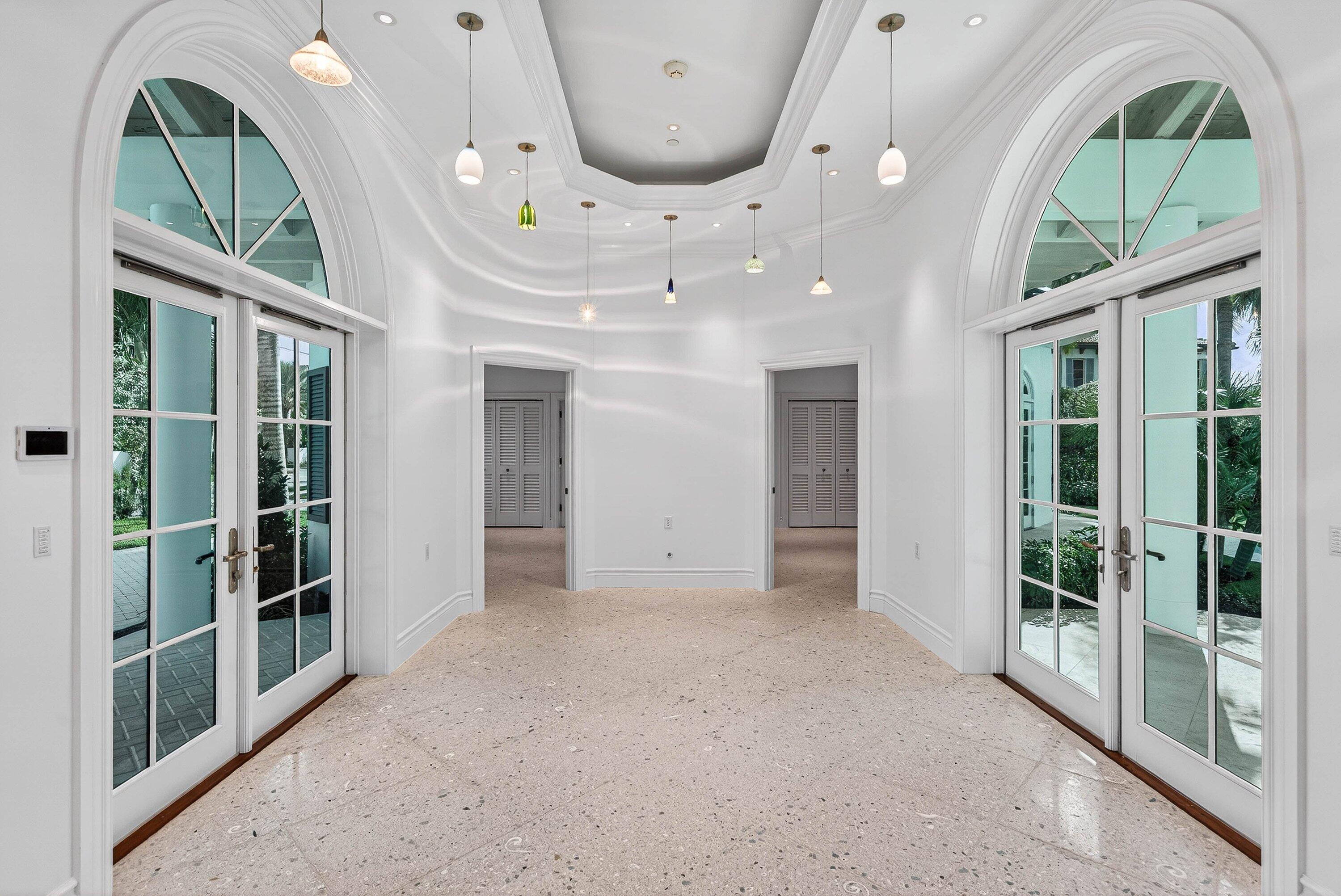 CRESTWOOD DELRAY - Residential