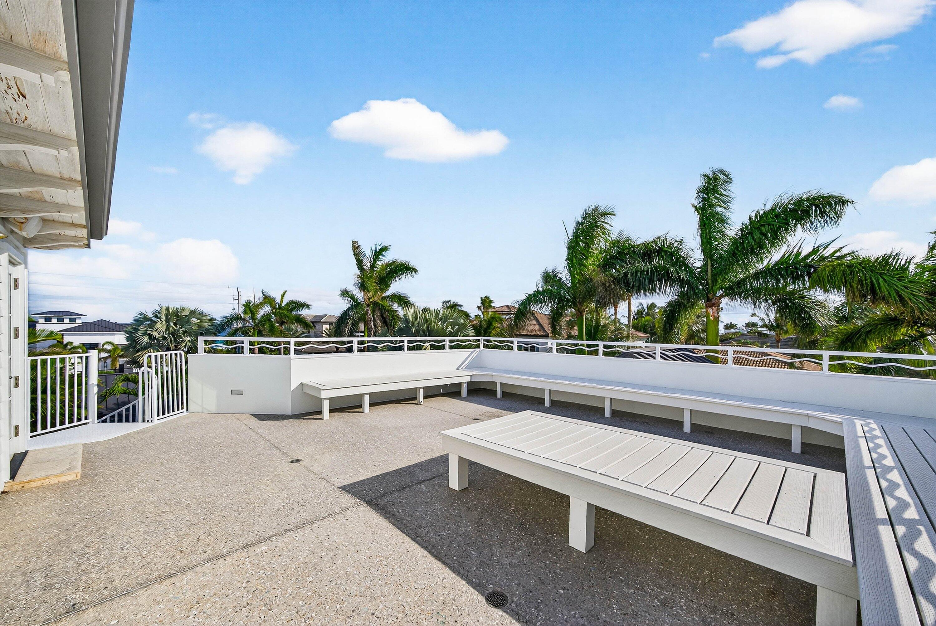 CRESTWOOD DELRAY - Residential