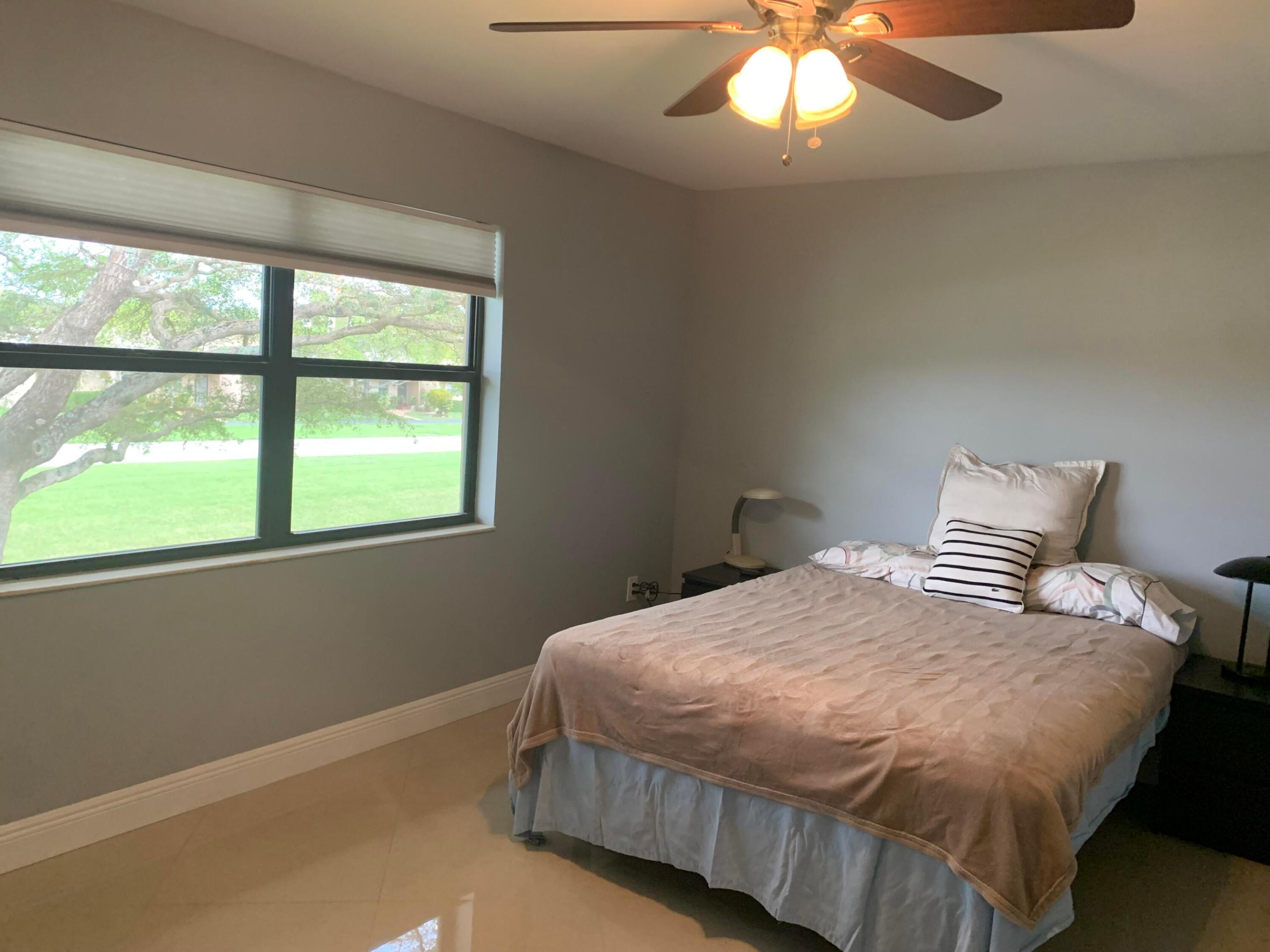 GOLDEN LAKES VILLAGE CONDO K - Residential Lease