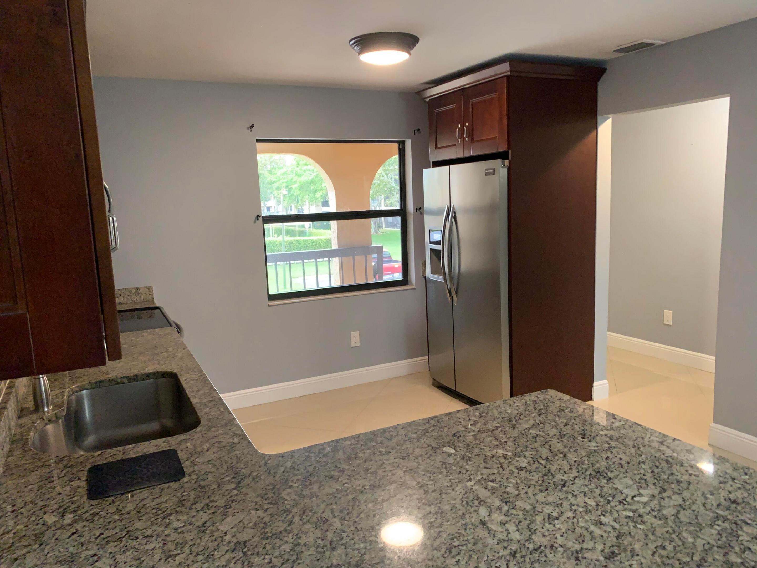 GOLDEN LAKES VILLAGE CONDO K - Residential Lease