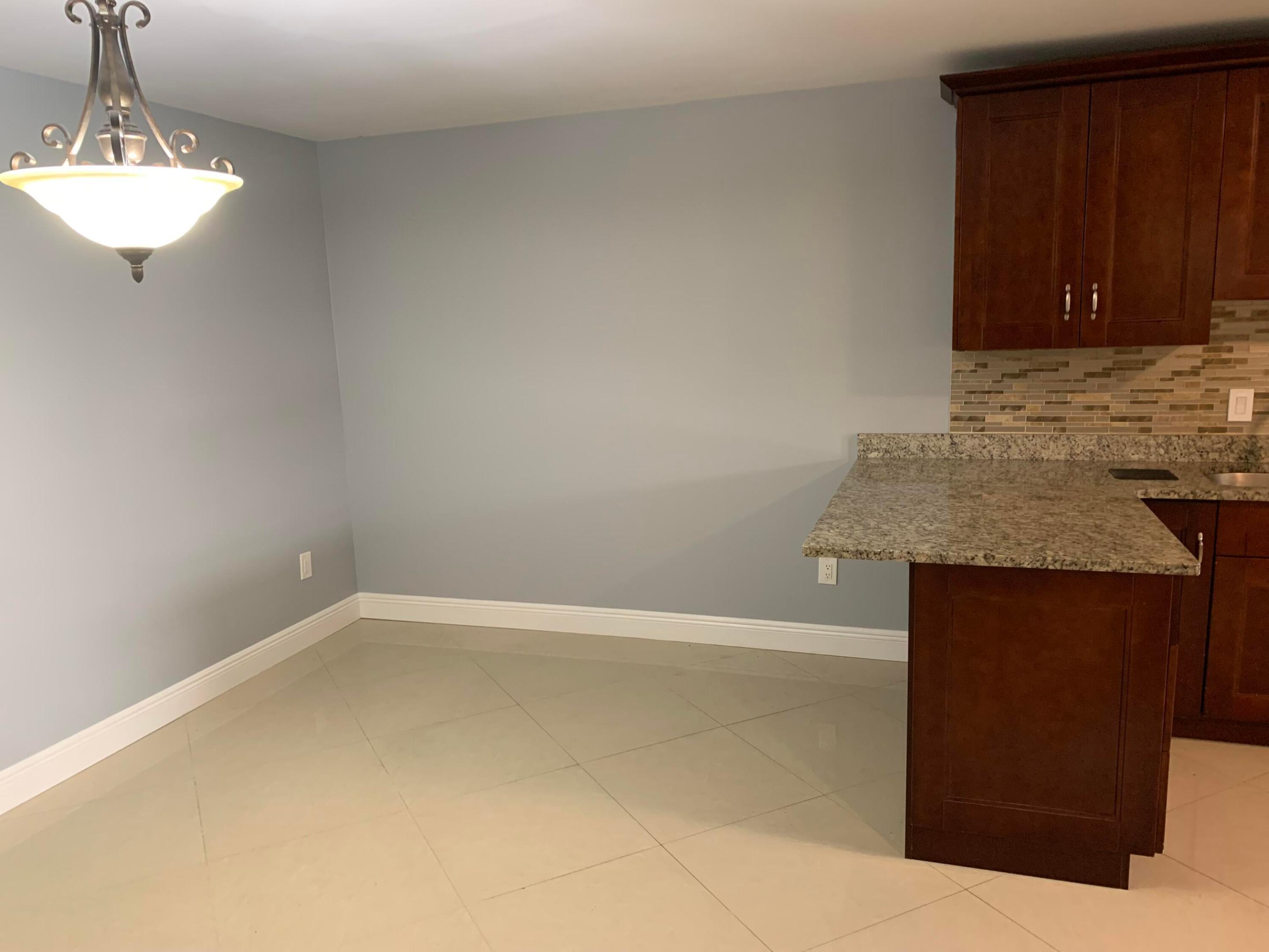 GOLDEN LAKES VILLAGE CONDO K - Residential Lease