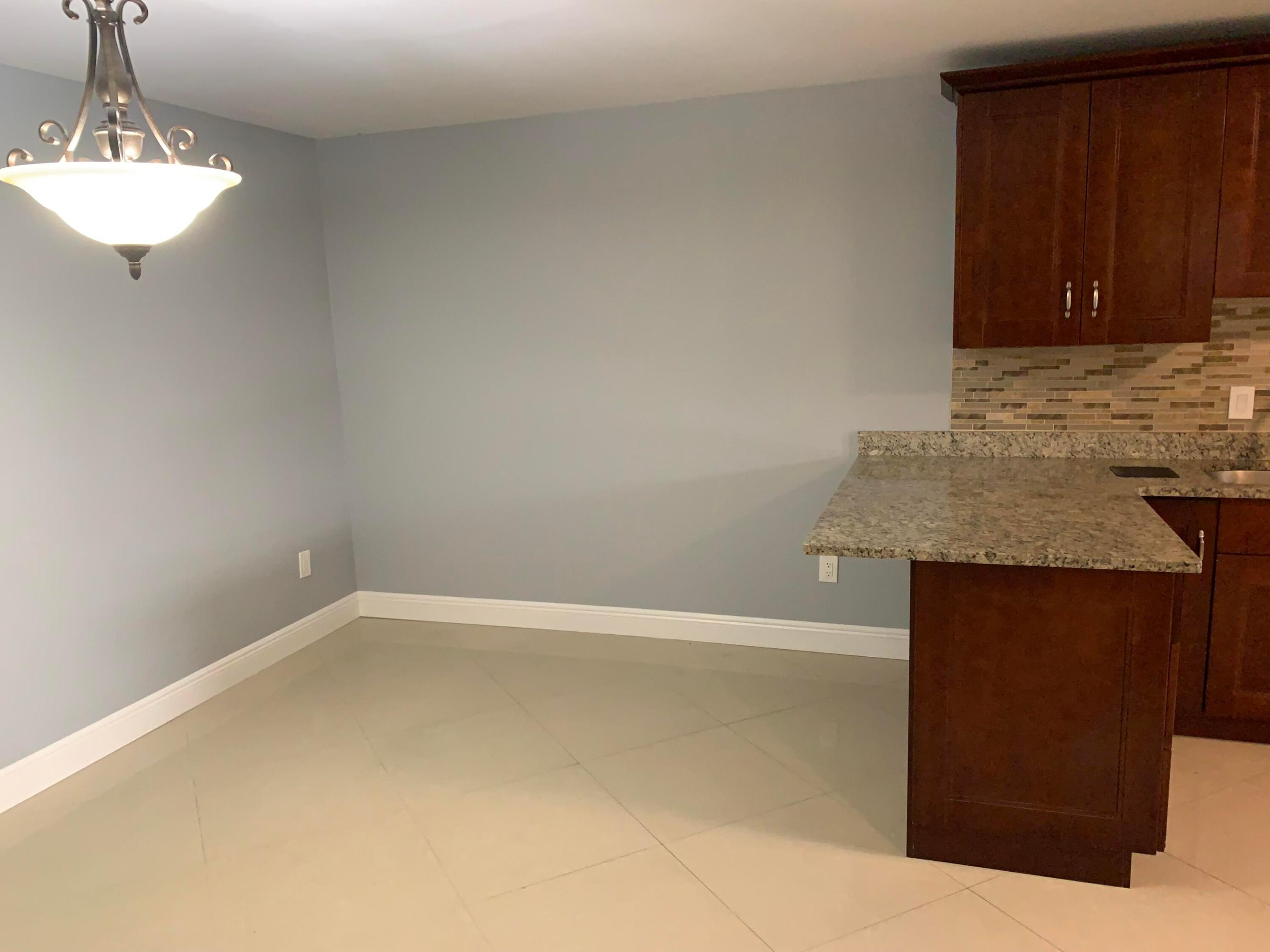 GOLDEN LAKES VILLAGE CONDO K - Residential Lease