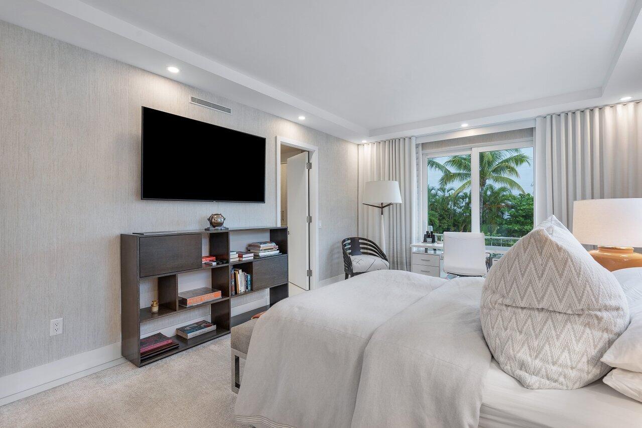 CHALET BY THE OCEAN CONDO - Residential