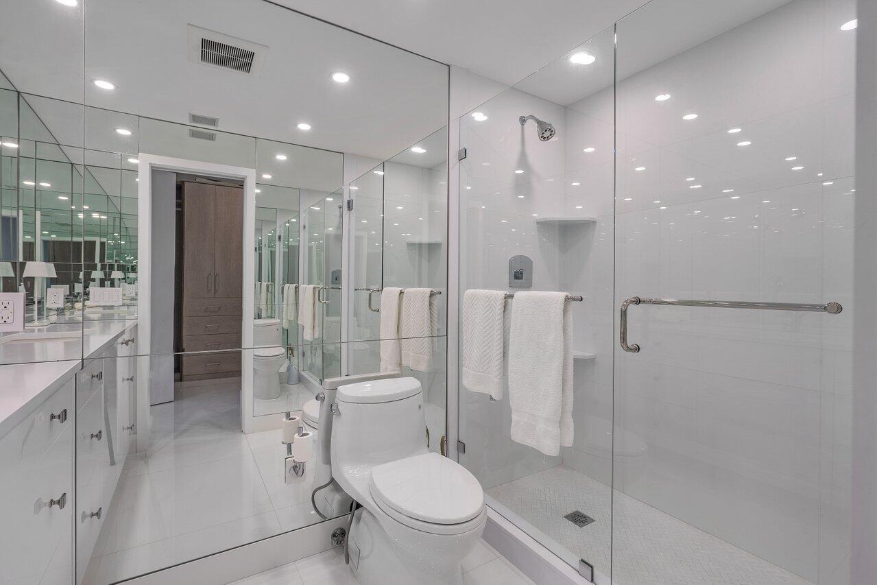 CHALET BY THE OCEAN CONDO - Residential