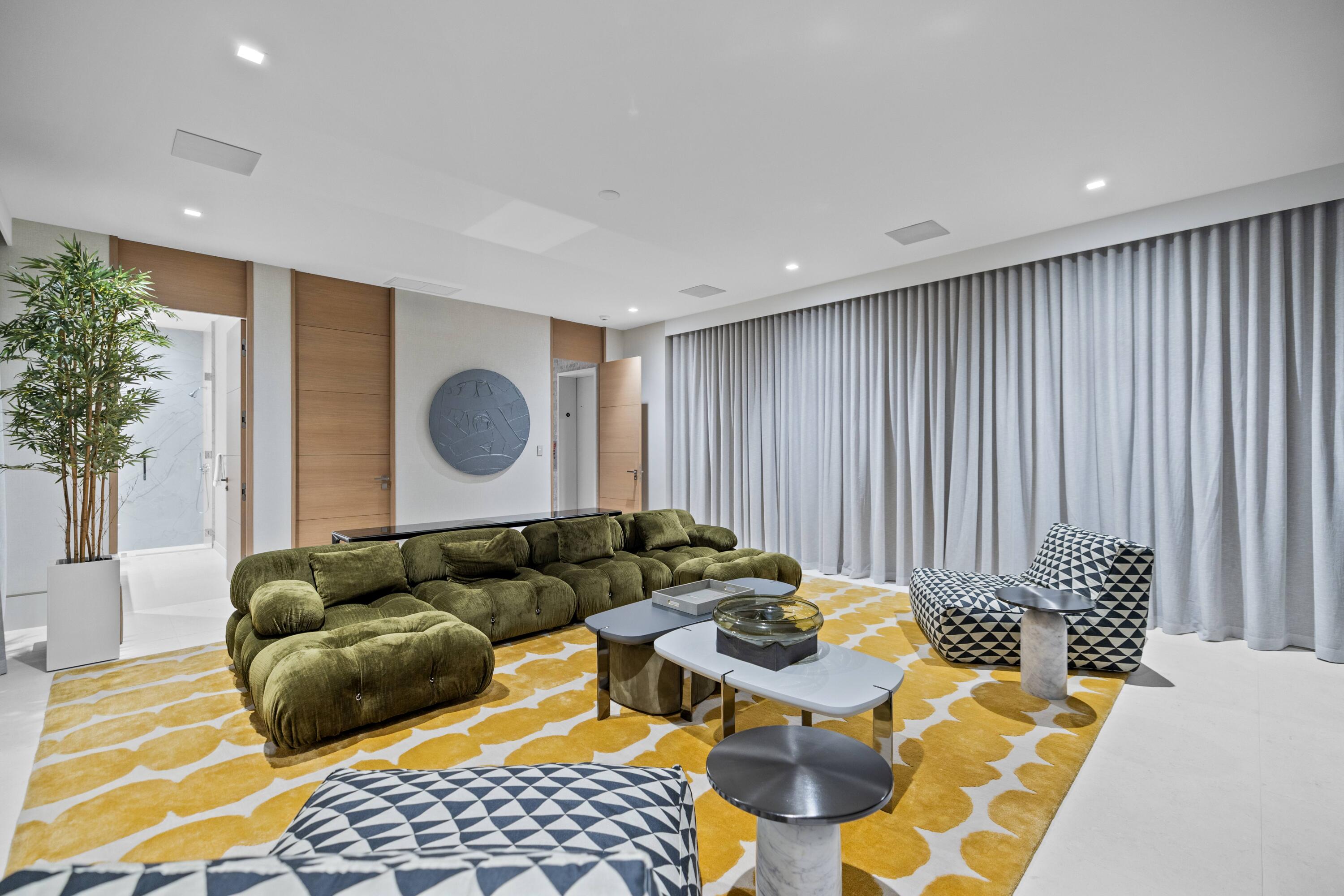 Hillsboro Mile - Residential