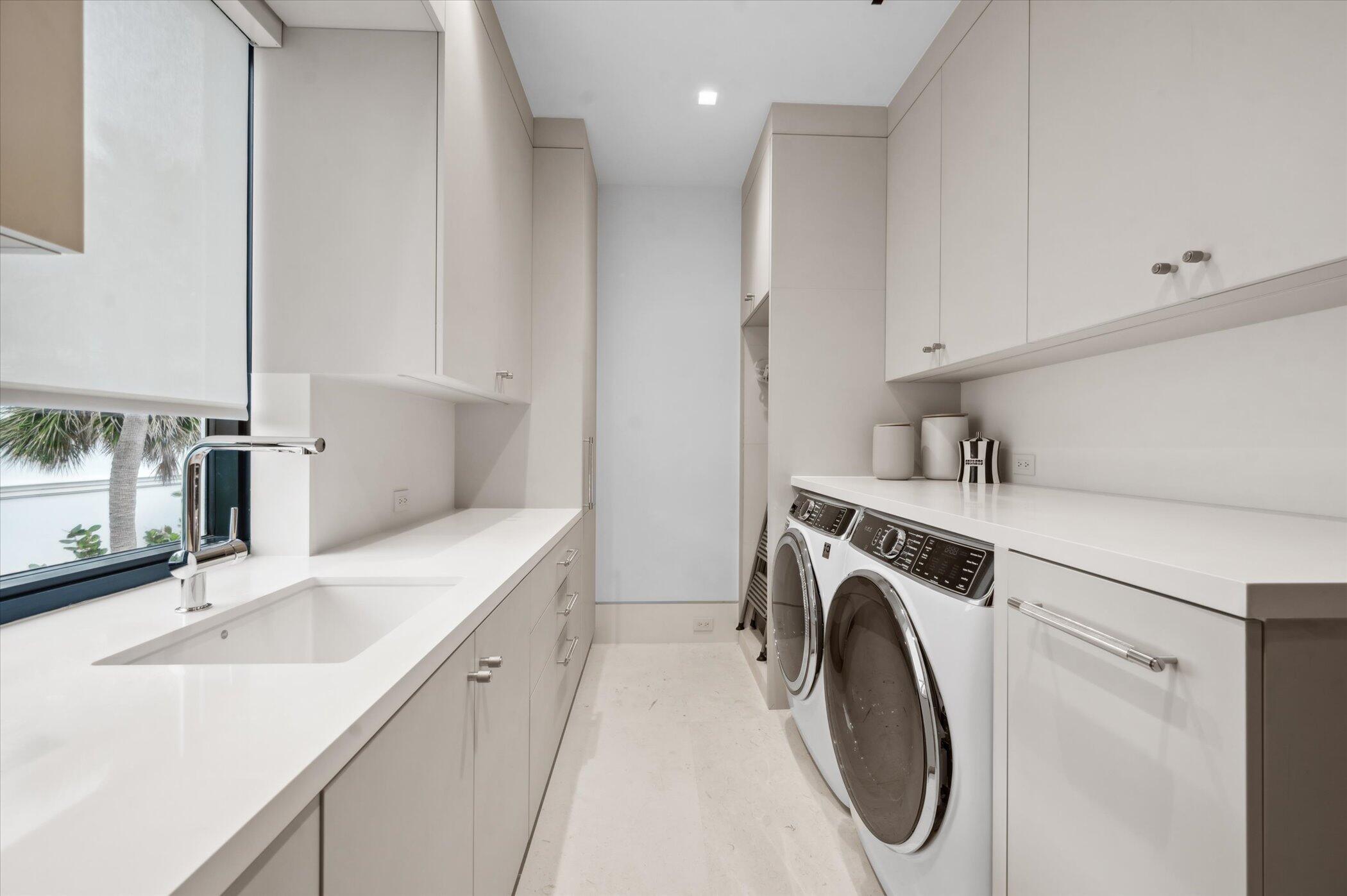 Hillsboro Mile - Residential