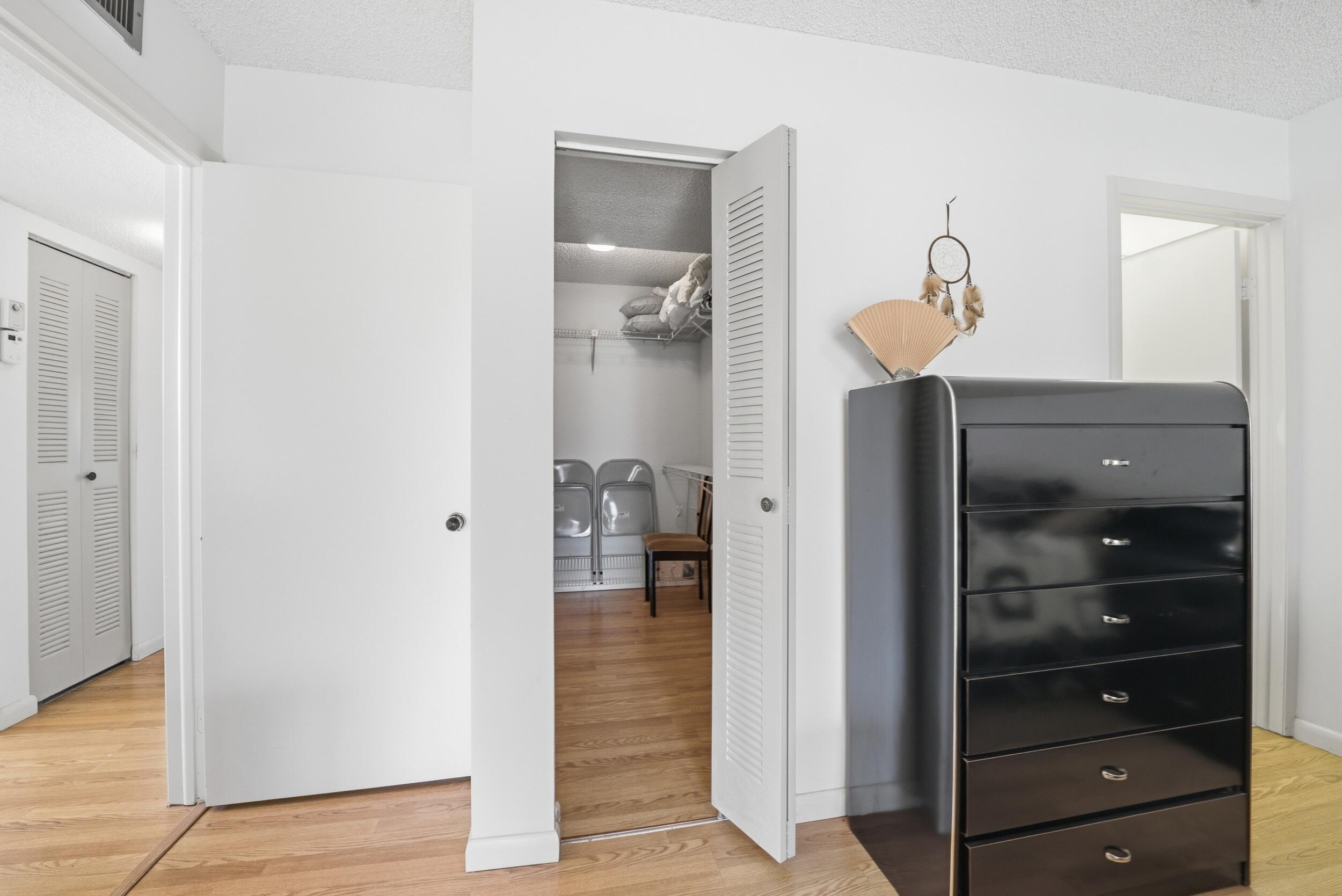 LAKES OF DELRAY - Residential