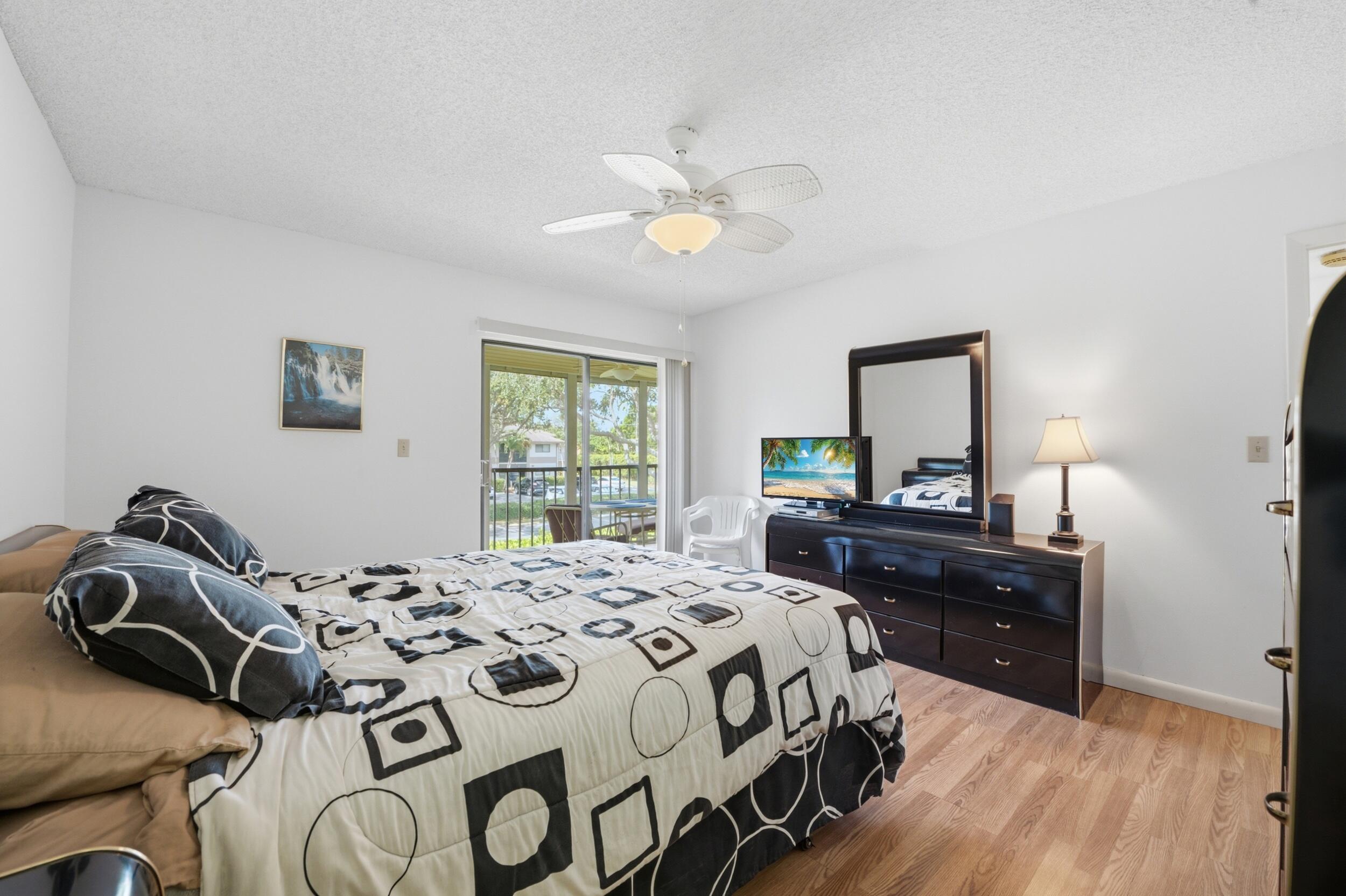 LAKES OF DELRAY - Residential