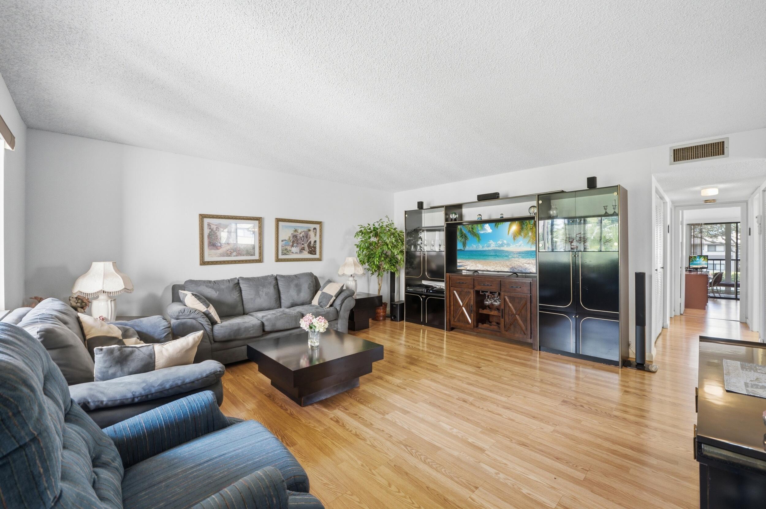 LAKES OF DELRAY - Residential