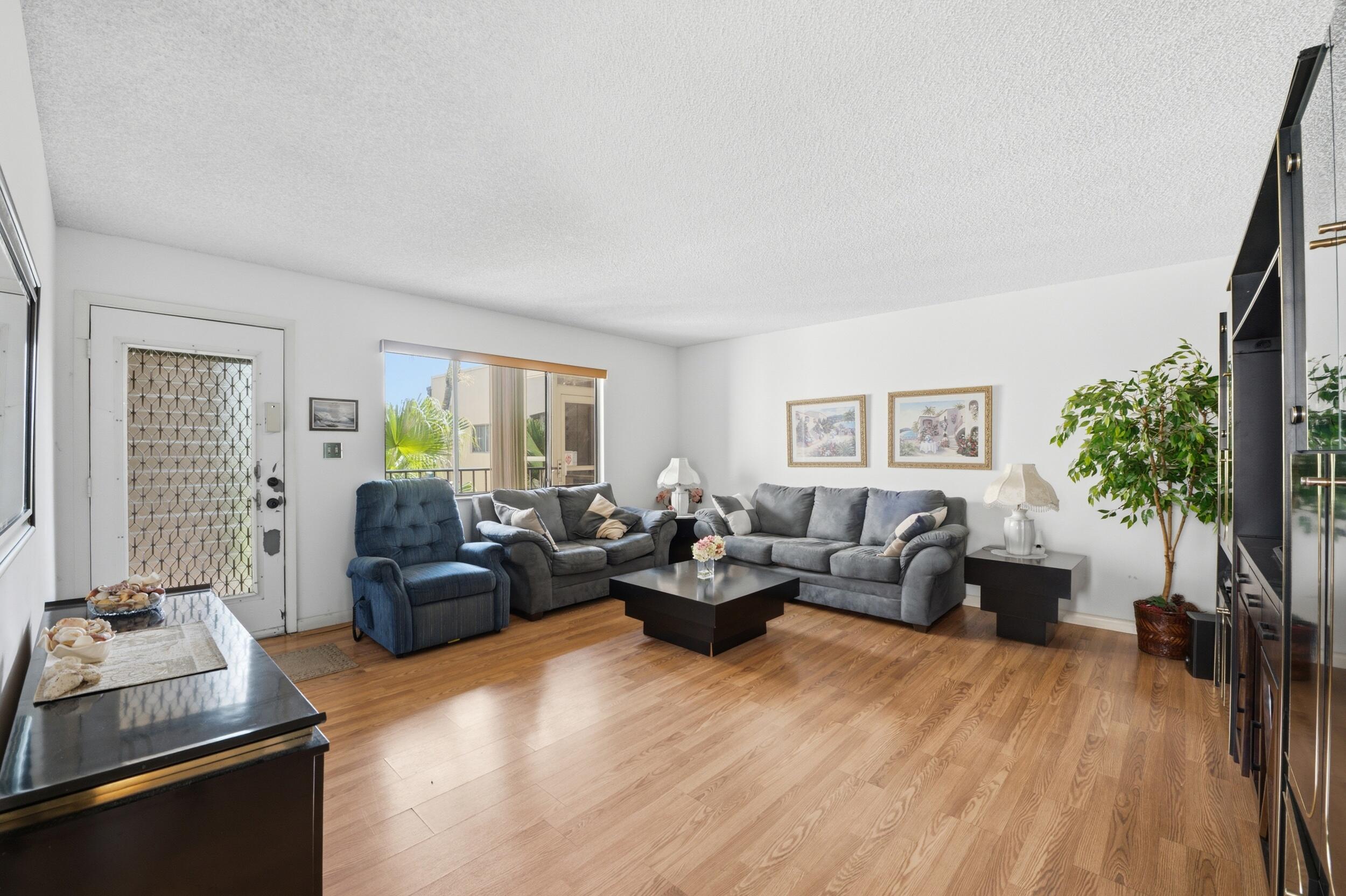 LAKES OF DELRAY - Residential