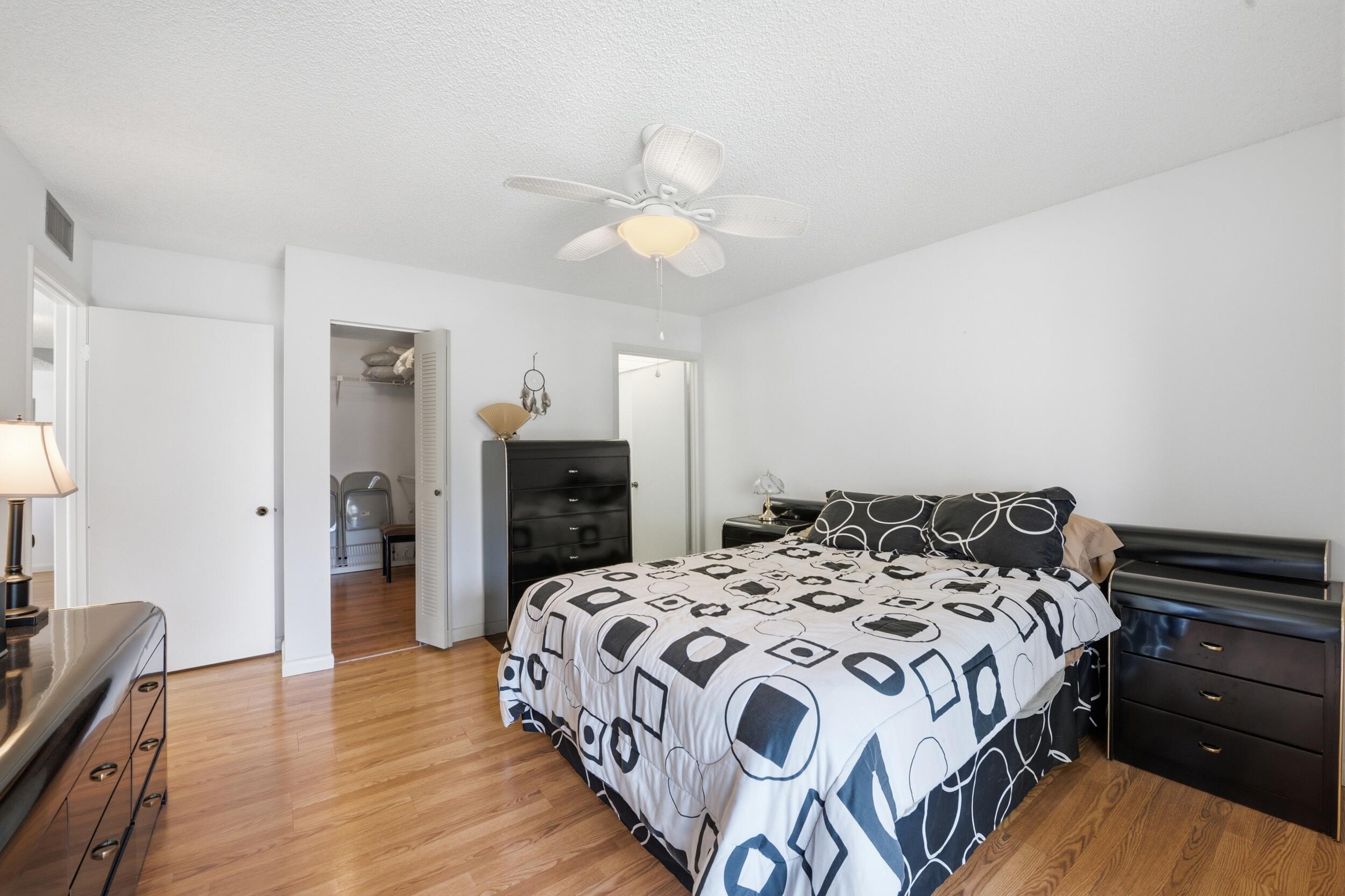 LAKES OF DELRAY - Residential