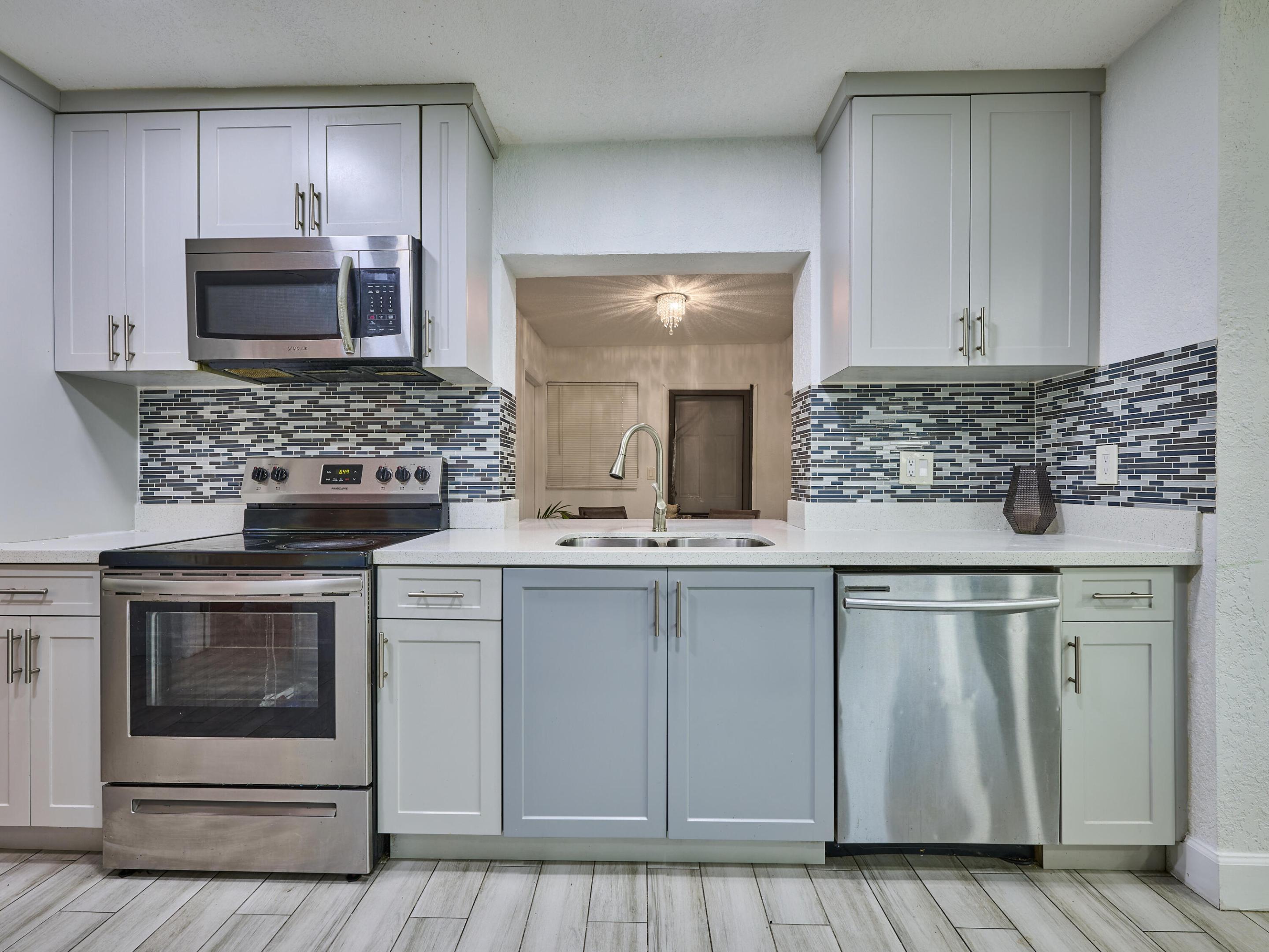 ORIOLE ESTATES SEC 3 - Residential