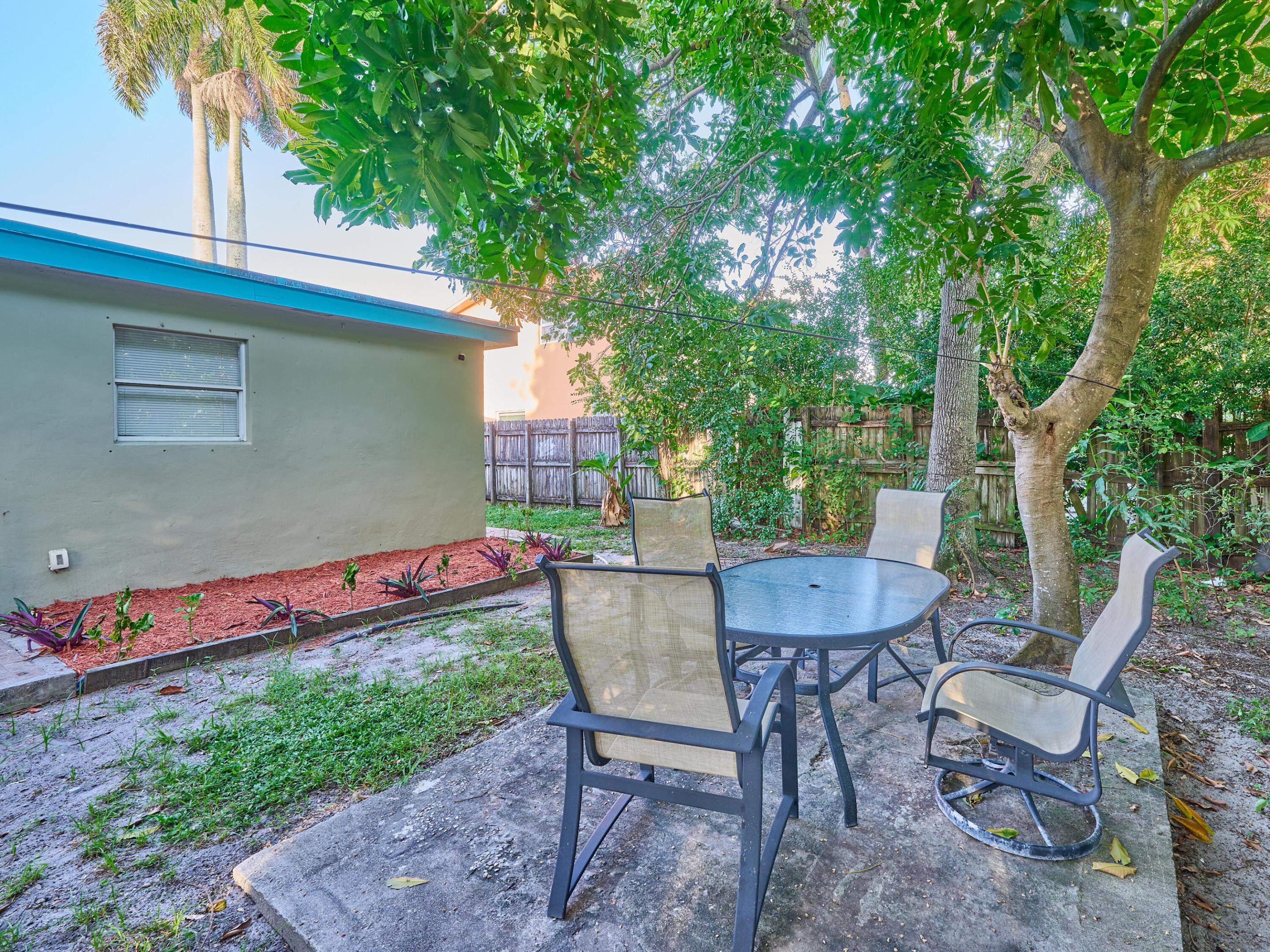ORIOLE ESTATES SEC 3 - Residential