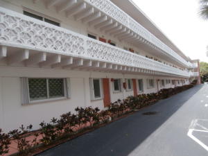 Cute 2/2 condo located in FLAGLER HOUSE features an open and spacious floor-plan with lots of natural light, large bedrooms with plenty of storage. Centrally located - close to major roads, shopping and dining. MUST SEE! . Property being sold ''As Is'' & is subject to 24 CFR 206.125; It's encouraged that offers include proof of funds (If cash) or a Pre-approval (If financed). This is a requirement for seller's final acceptance. Although a FNMA property, it DOES NOT qualify for HomePath Mortgage or Renovation Financing programs .