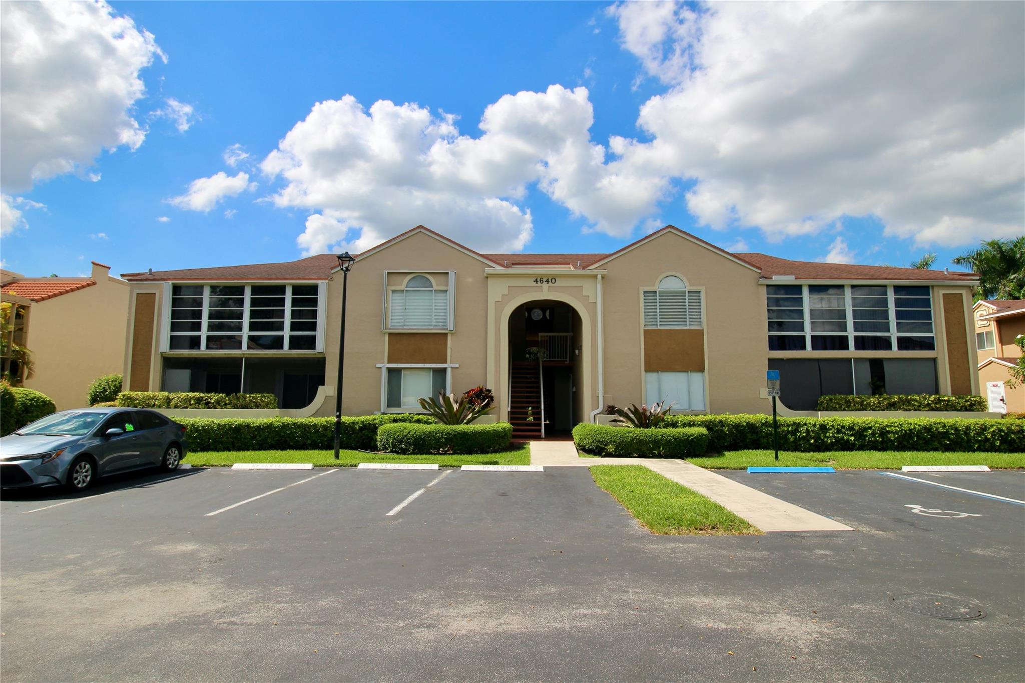 Village of Doral Place - Residential