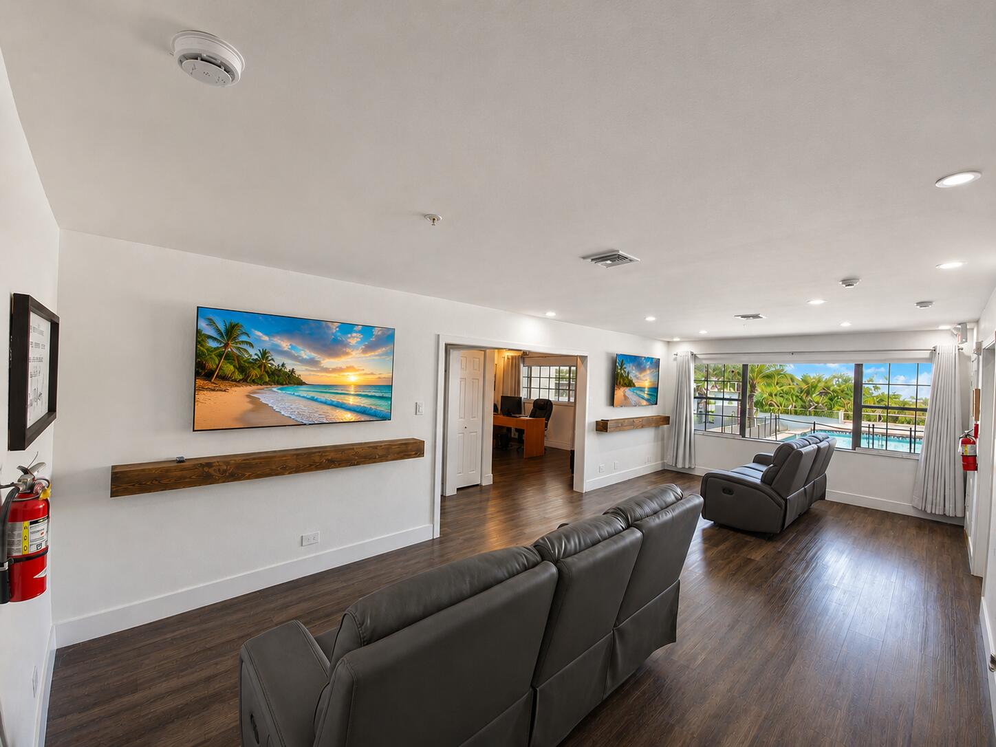 CORAL SPRINGS VILLAGE GREEN - Residential