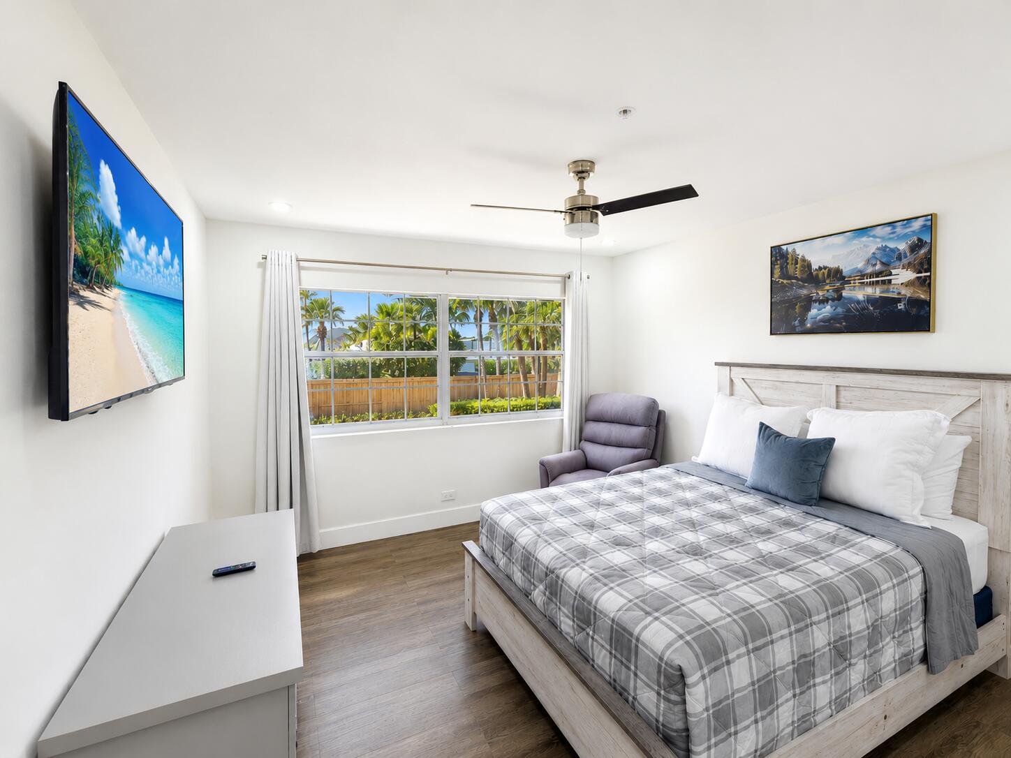 CORAL SPRINGS VILLAGE GREEN - Residential