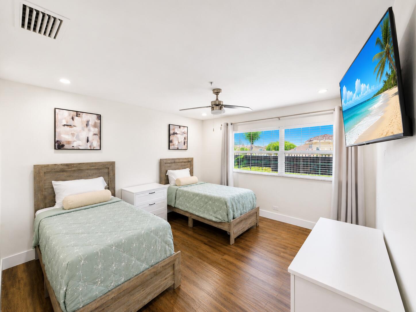 CORAL SPRINGS VILLAGE GREEN - Residential