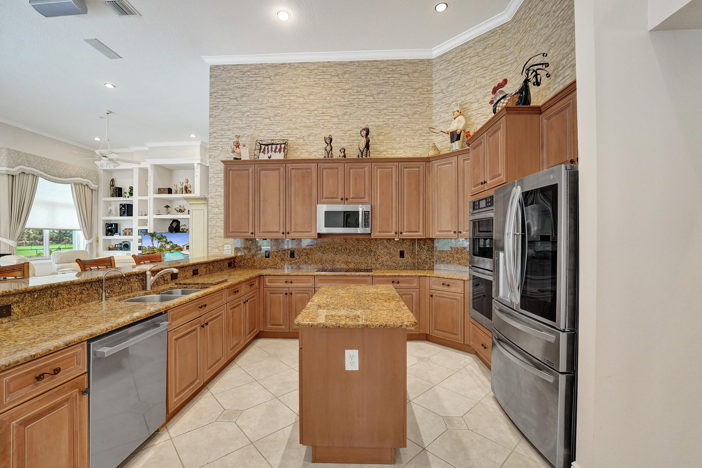 IMAGINATION FARMS EAST - Residential