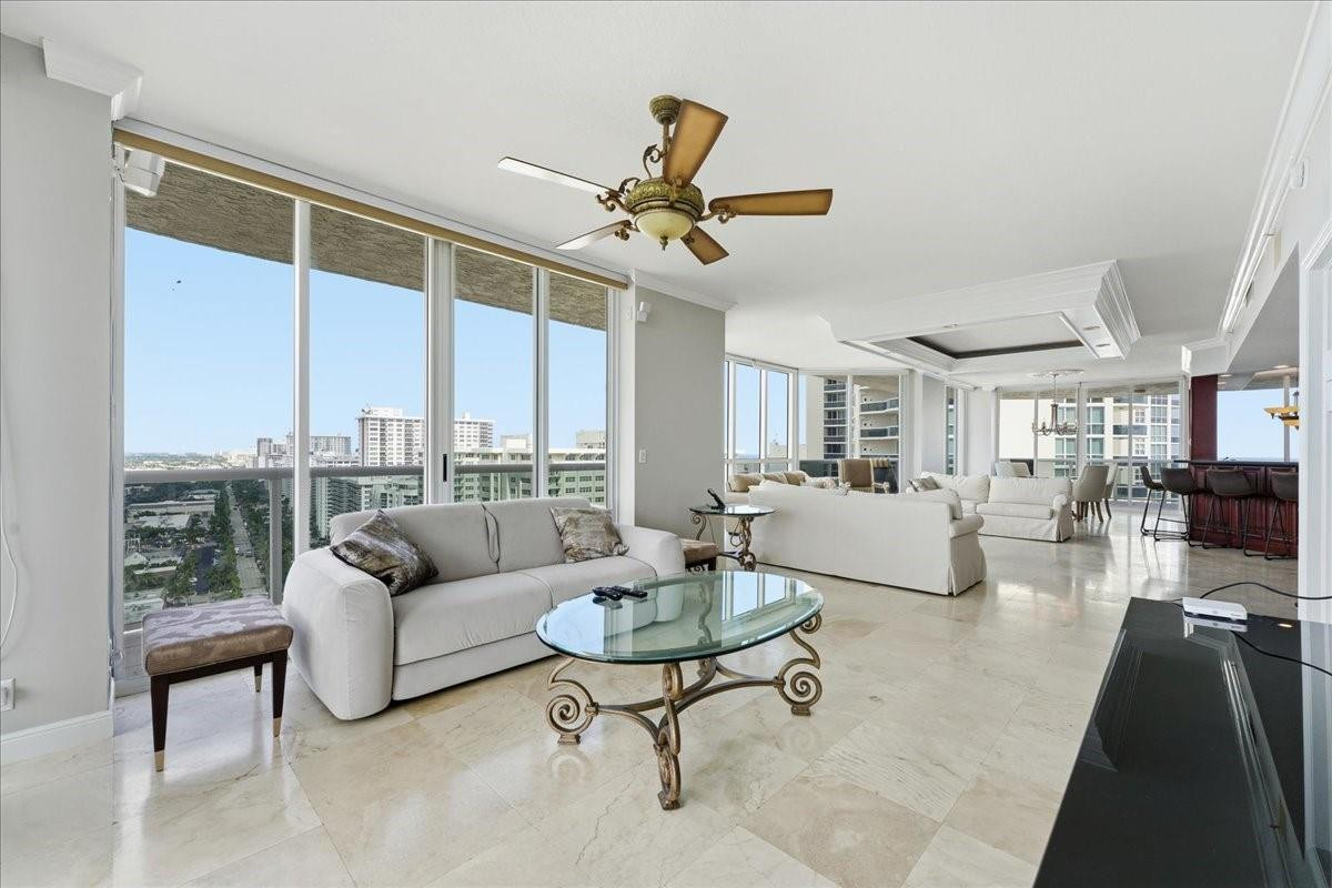 LHERMITAGE I CONDOMINIUM - Residential Lease