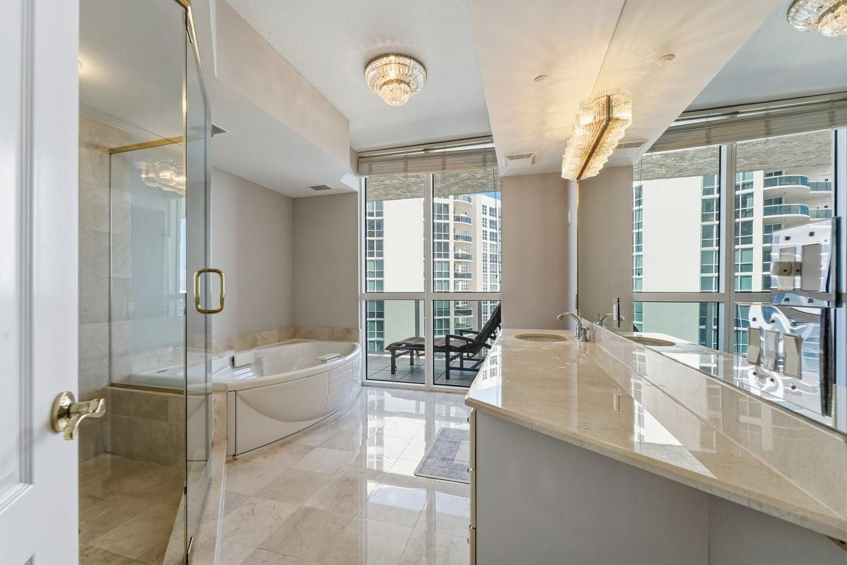 LHERMITAGE I CONDOMINIUM - Residential Lease