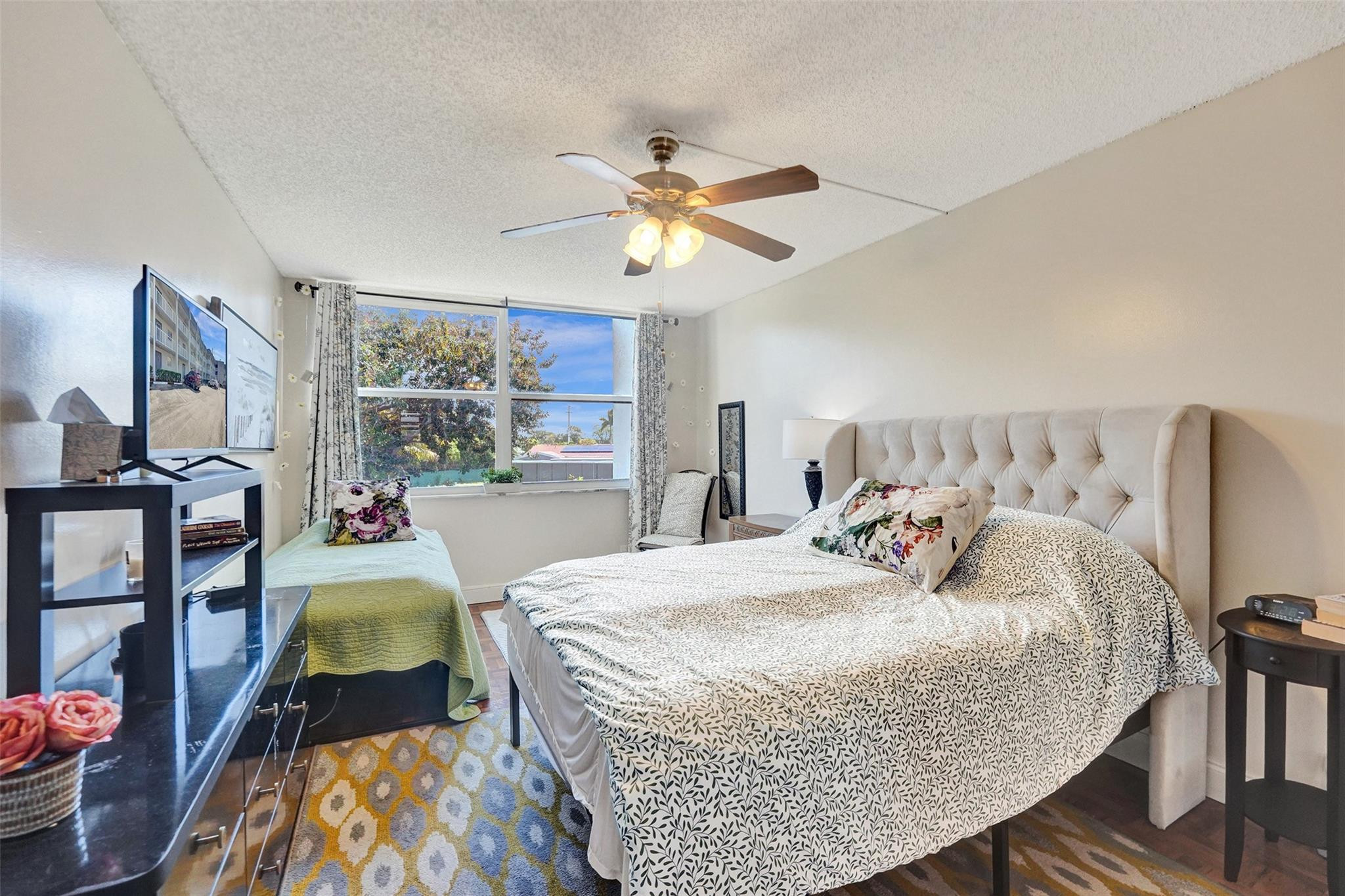 ROYAL PARK GARDENS I-J CONDO - Residential