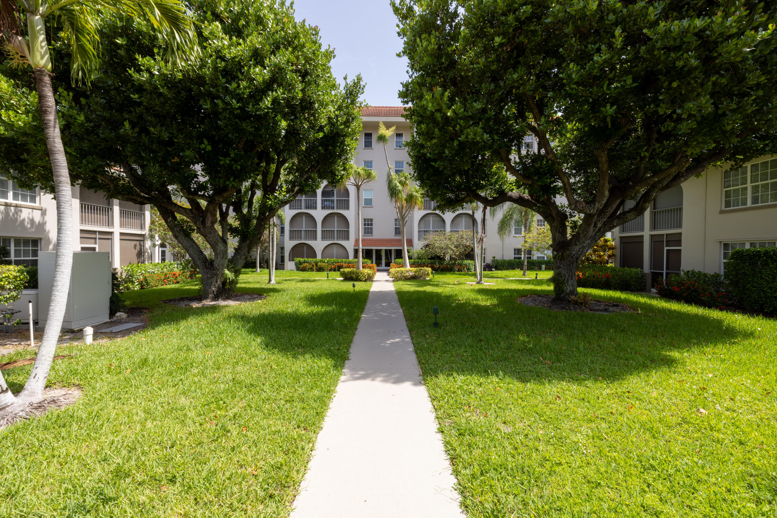 TIERRA DEL SOL CONDO - Residential