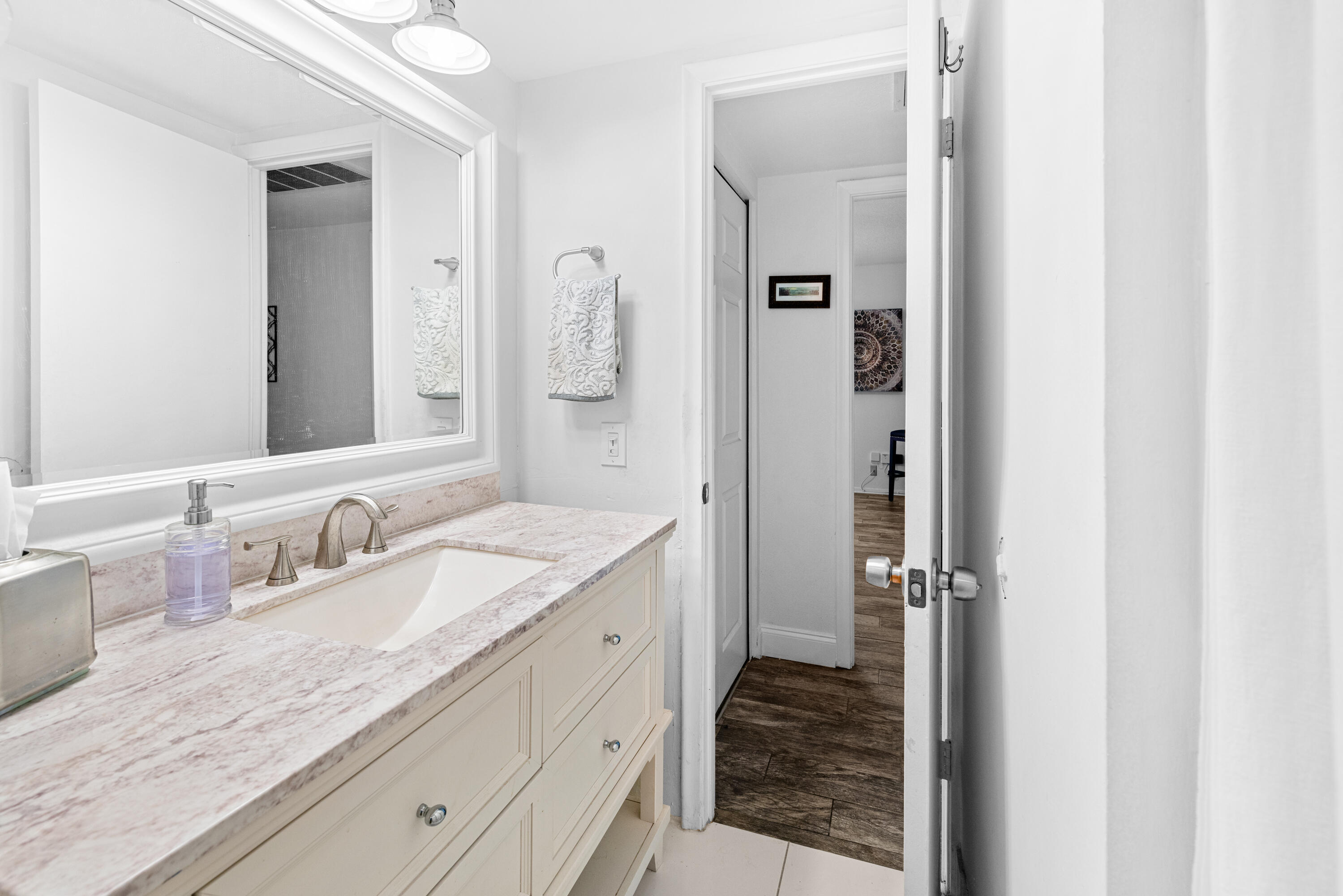 TIERRA DEL SOL CONDO - Residential