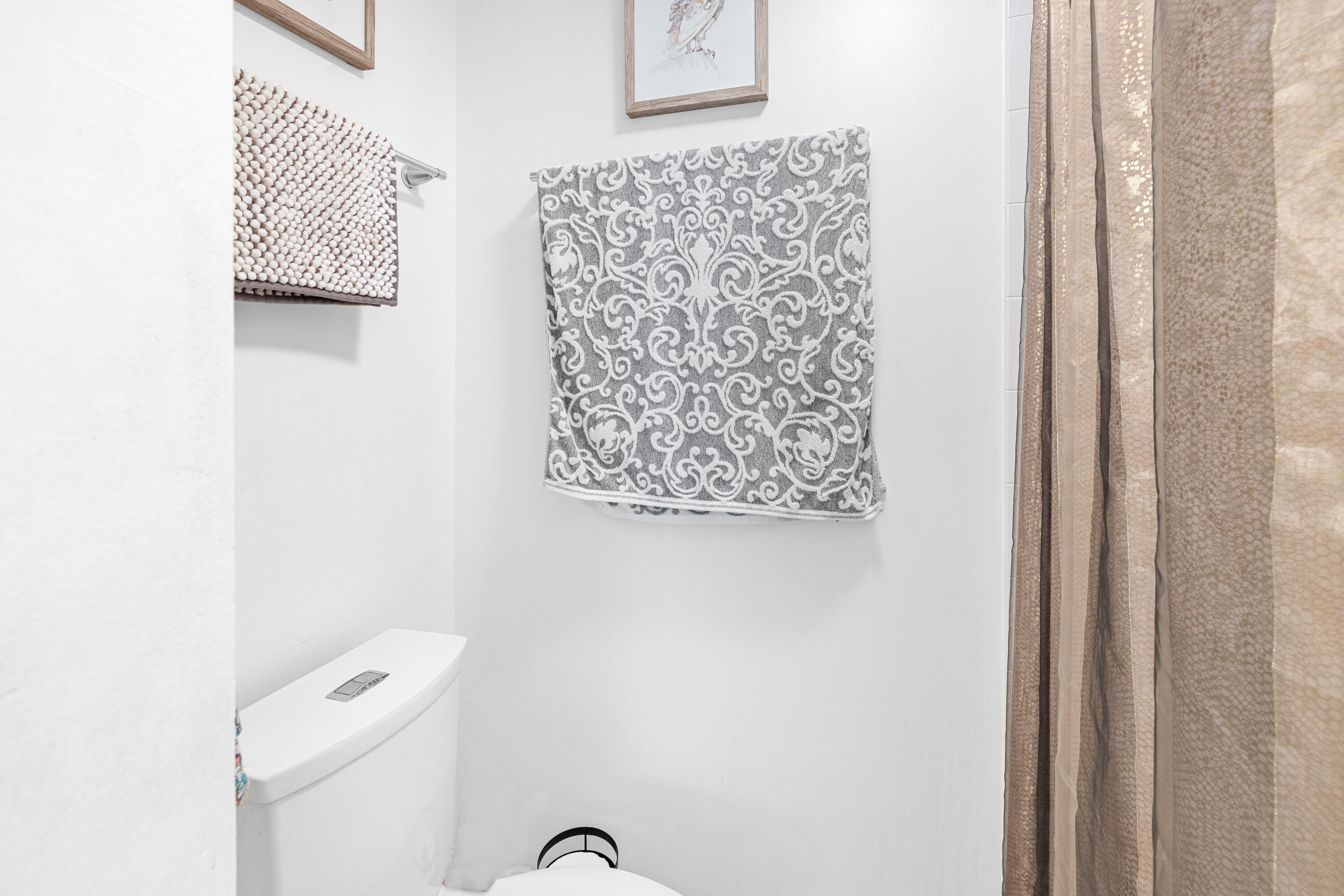 TIERRA DEL SOL CONDO - Residential