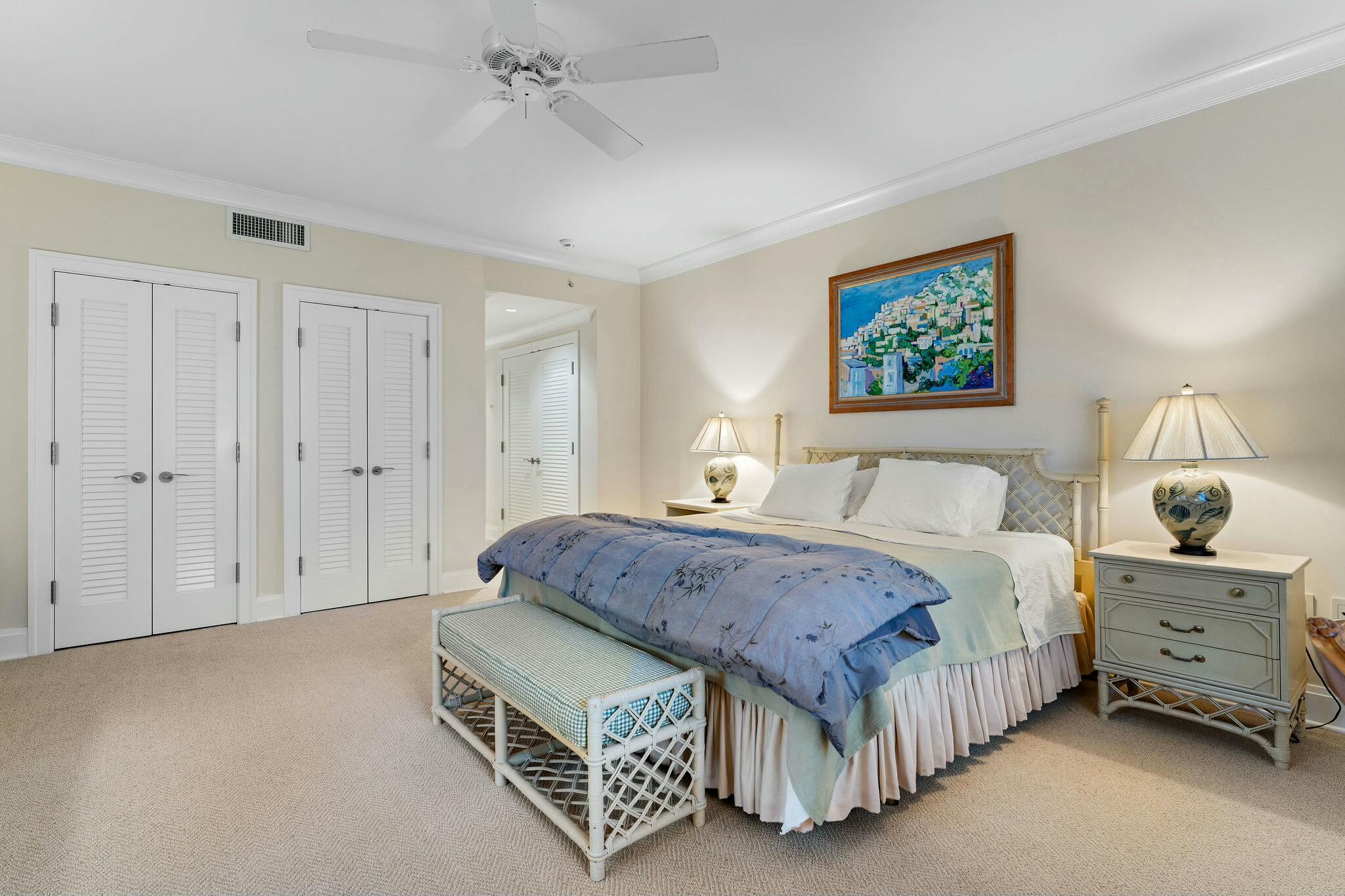 OCEAN HOUSE ONE CONDO - Residential