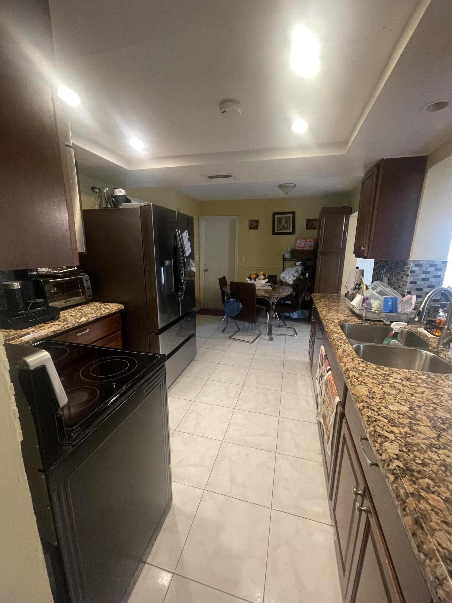 MAINLANDS OF TAMARAC LAKES - Residential