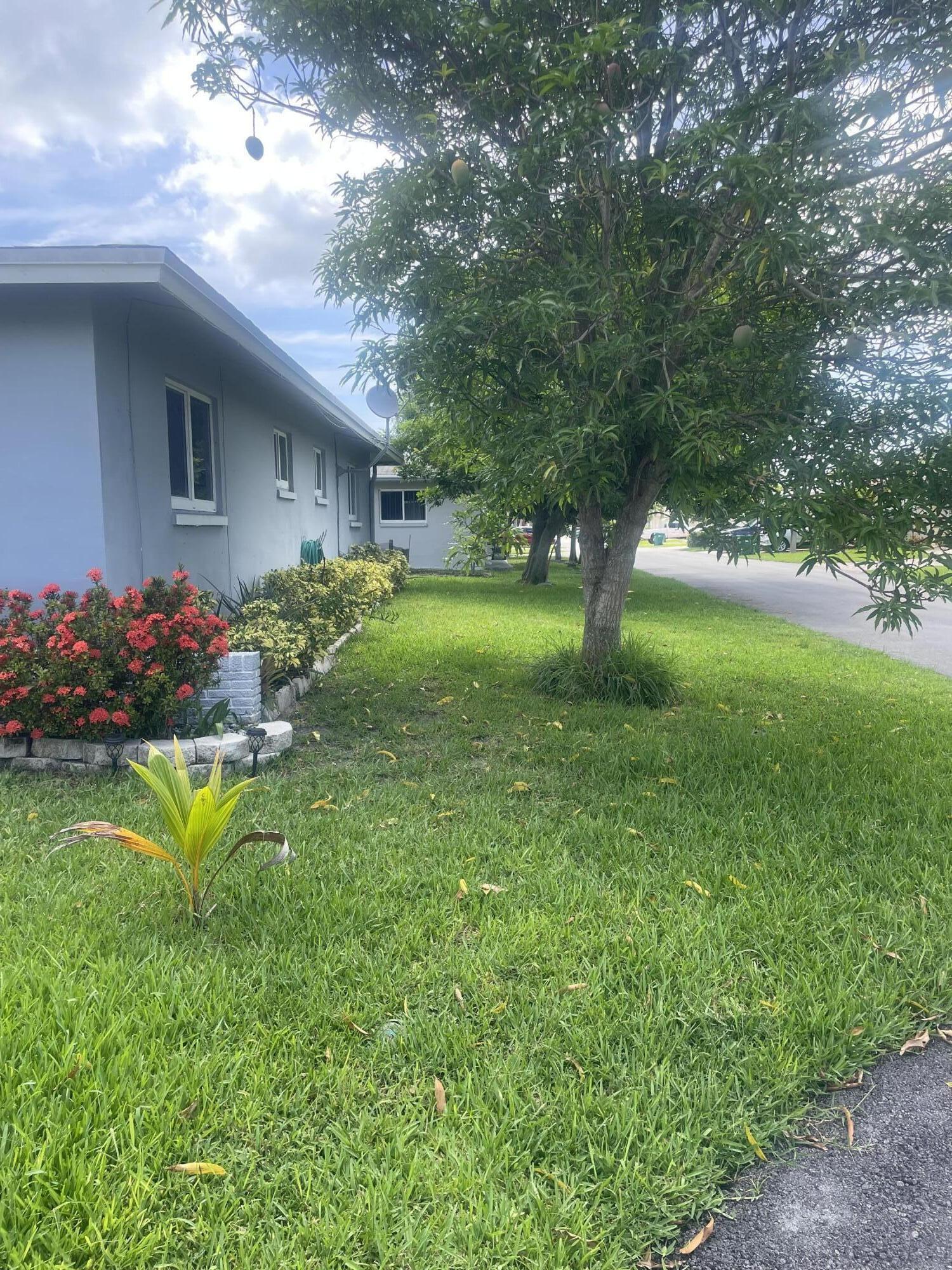 MAINLANDS OF TAMARAC LAKES - Residential