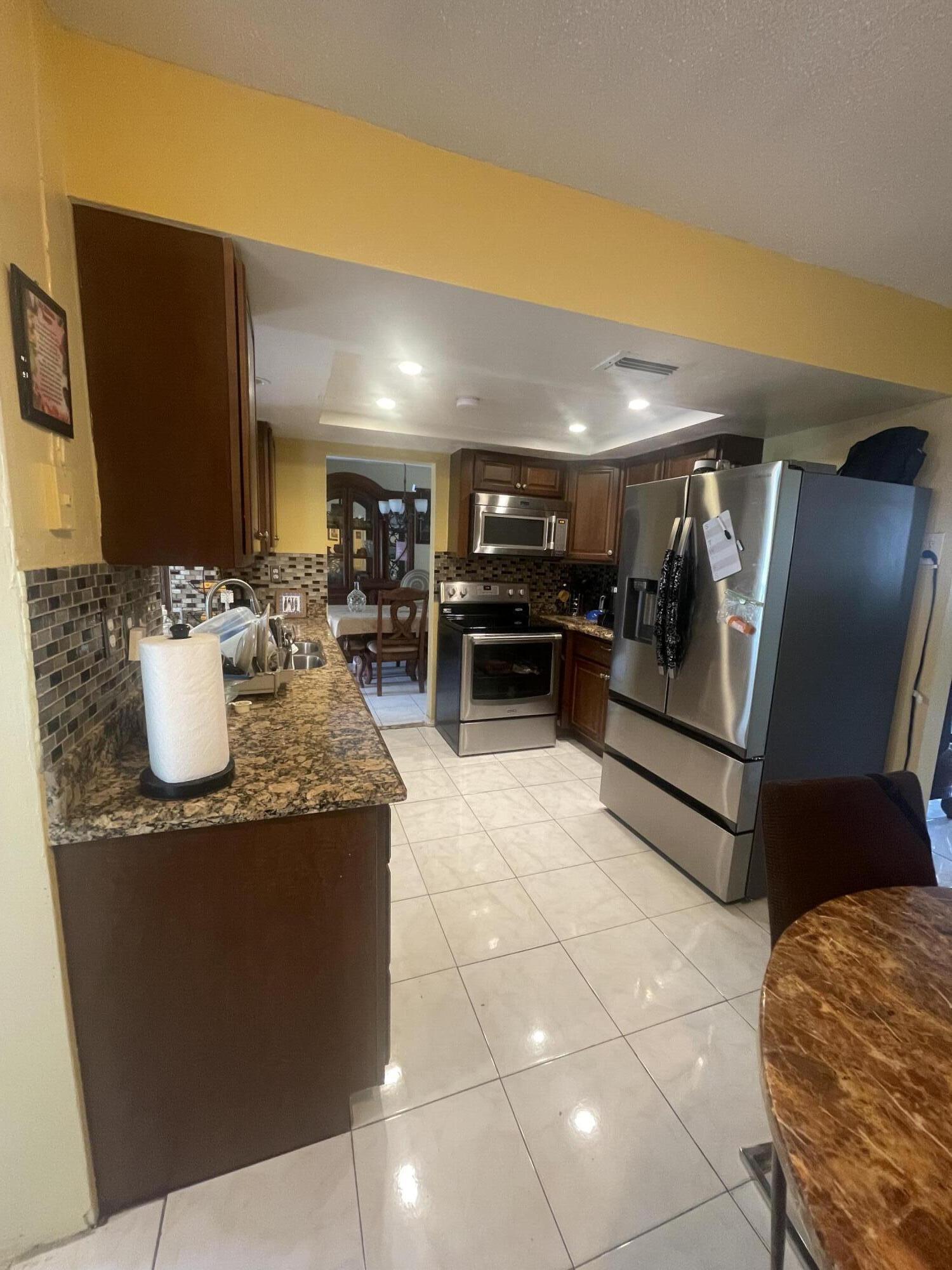 MAINLANDS OF TAMARAC LAKES - Residential