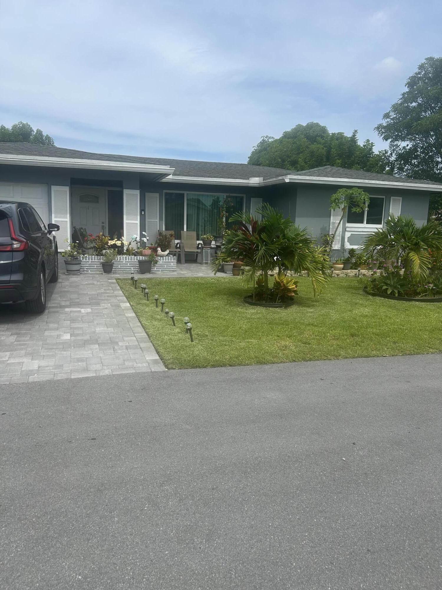 MAINLANDS OF TAMARAC LAKES - Residential