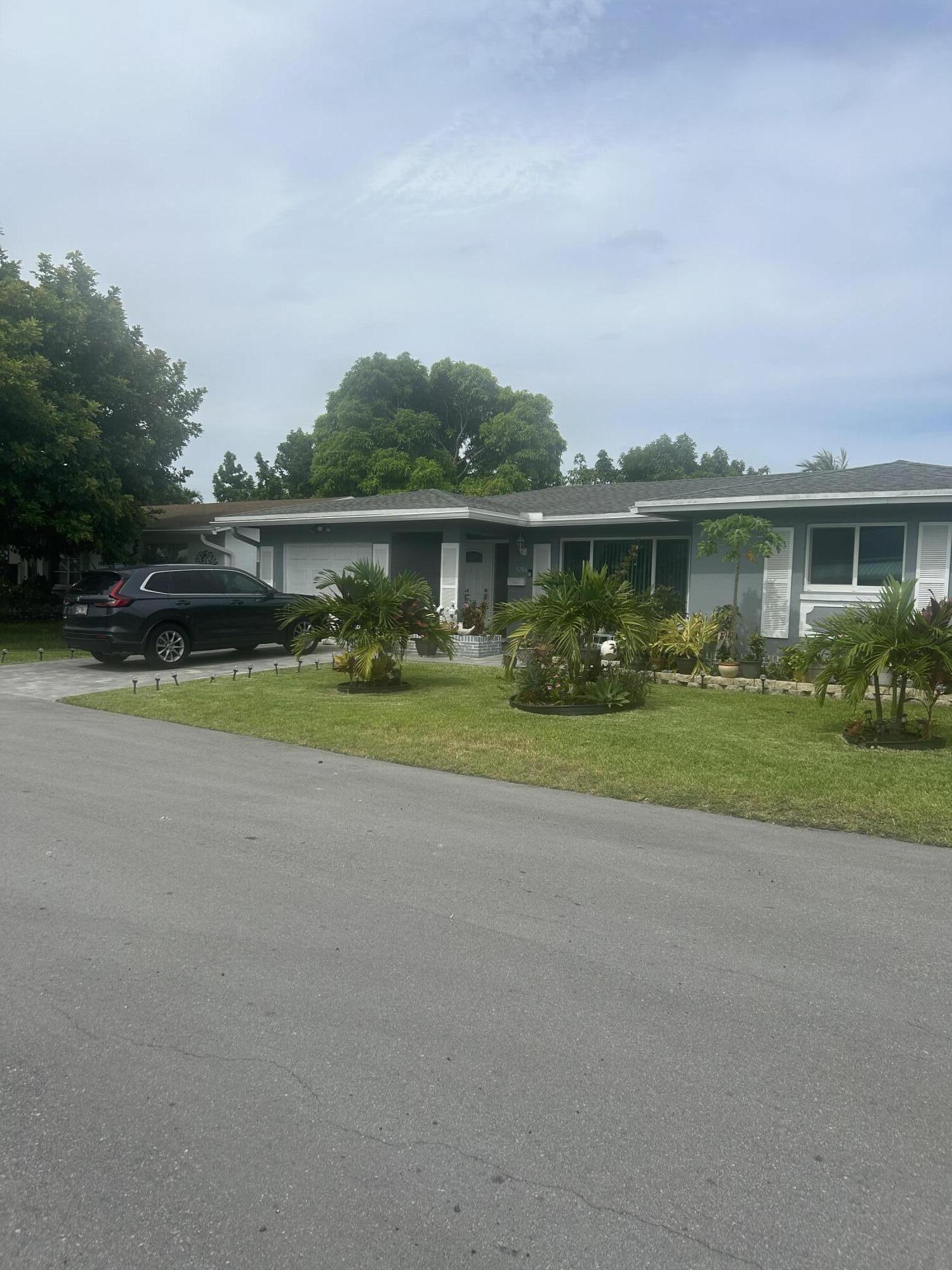 MAINLANDS OF TAMARAC LAKES - Residential