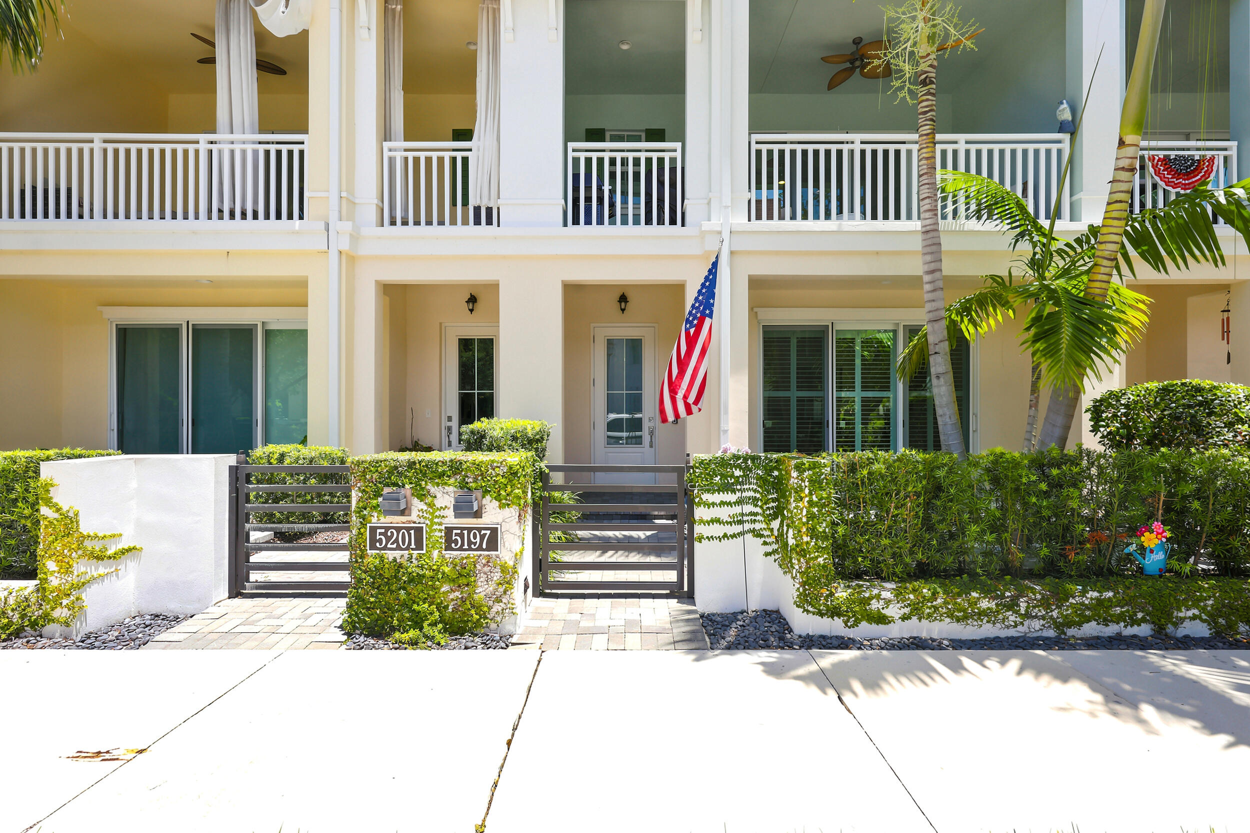ALTON NEIGHBORHOOD - Residential
