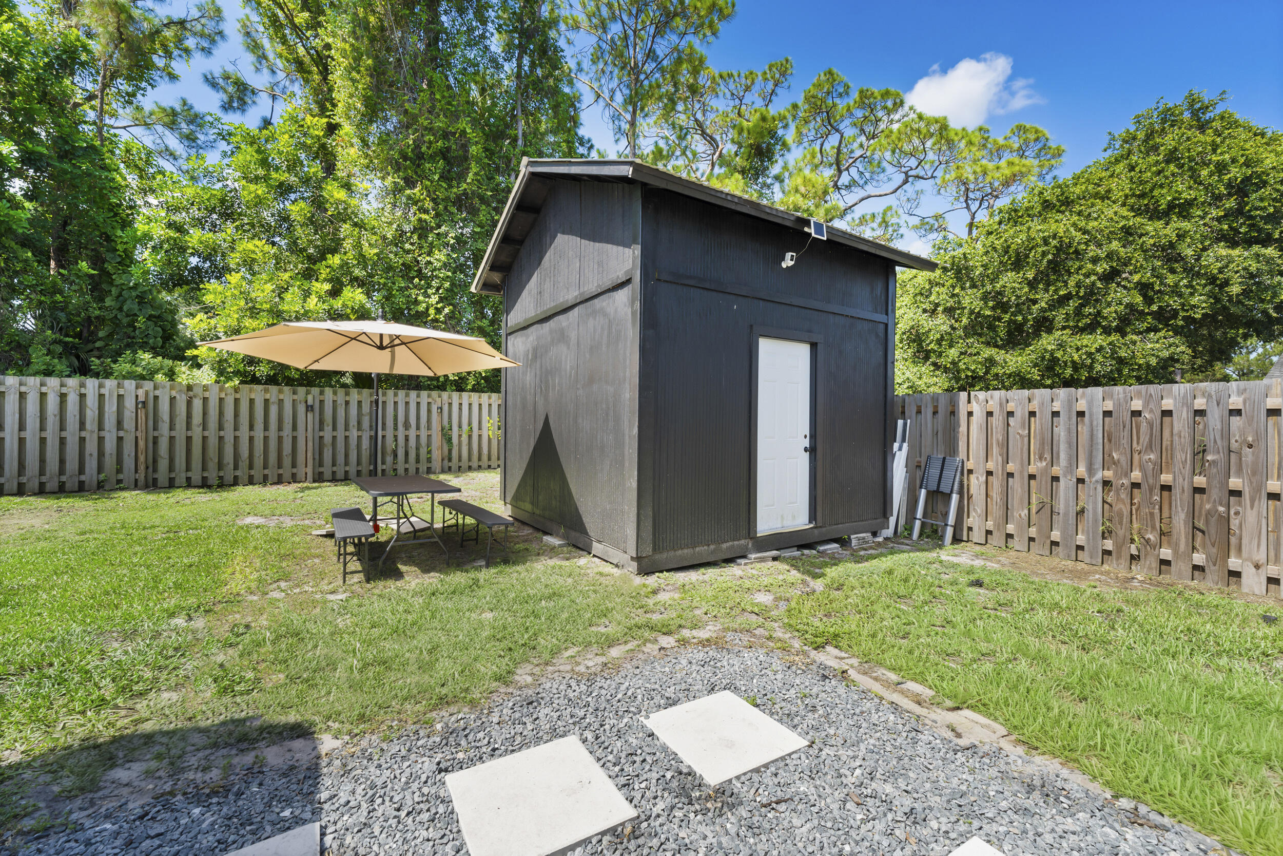 VERO BEACH HIGHLANDS UNIT 2 REPLAT - Residential