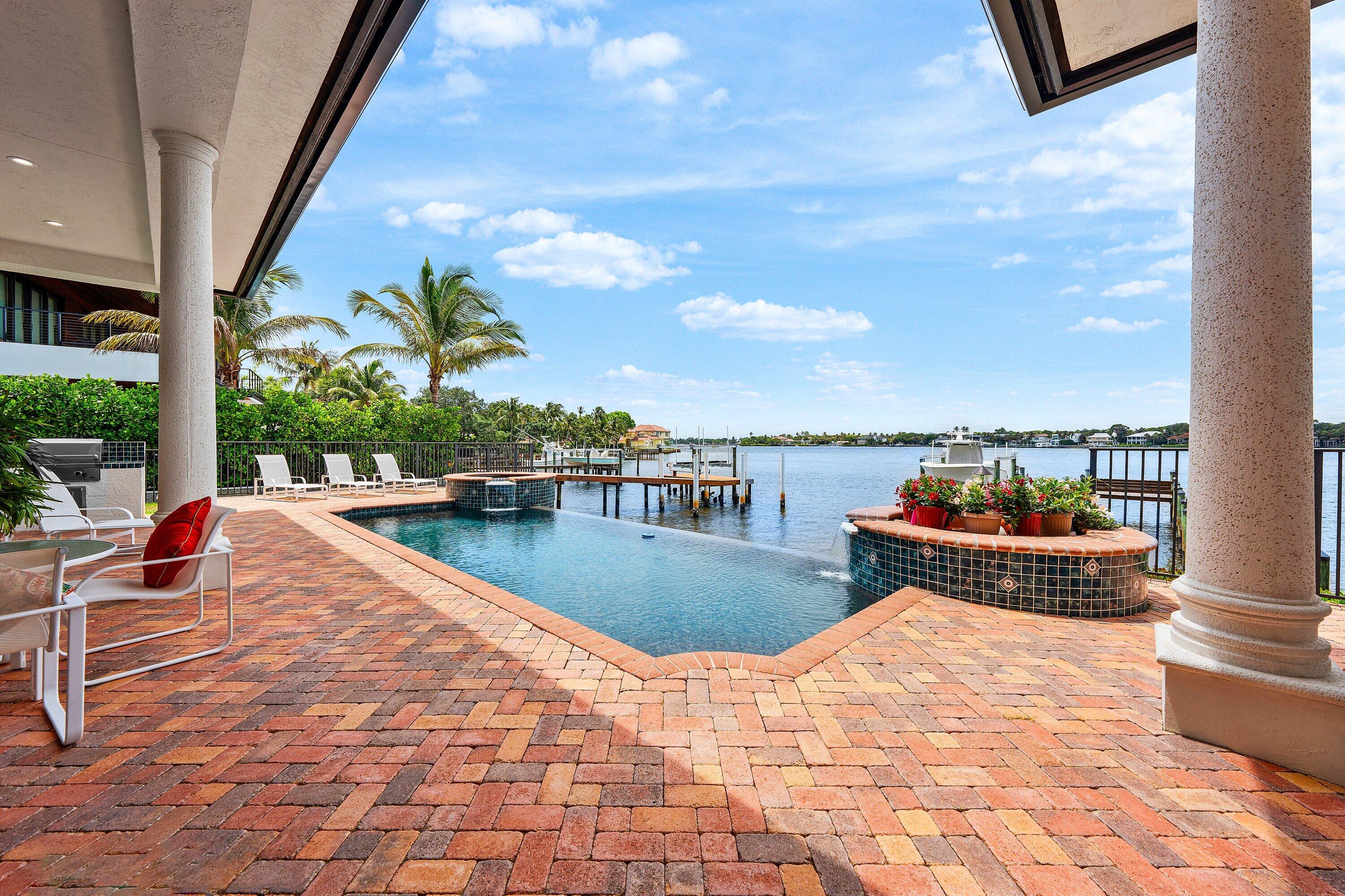 TEQUESTA - Residential