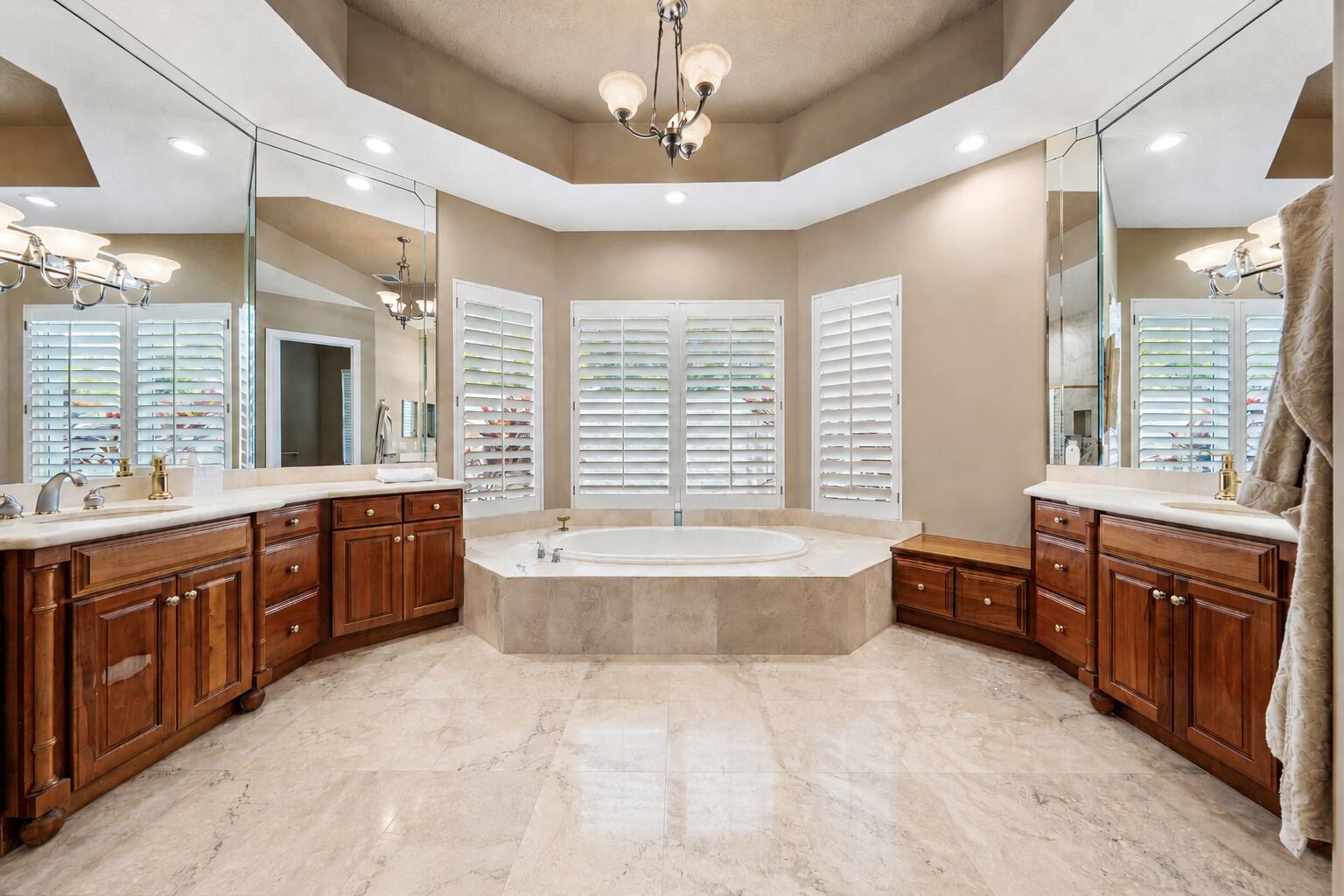 TEQUESTA - Residential