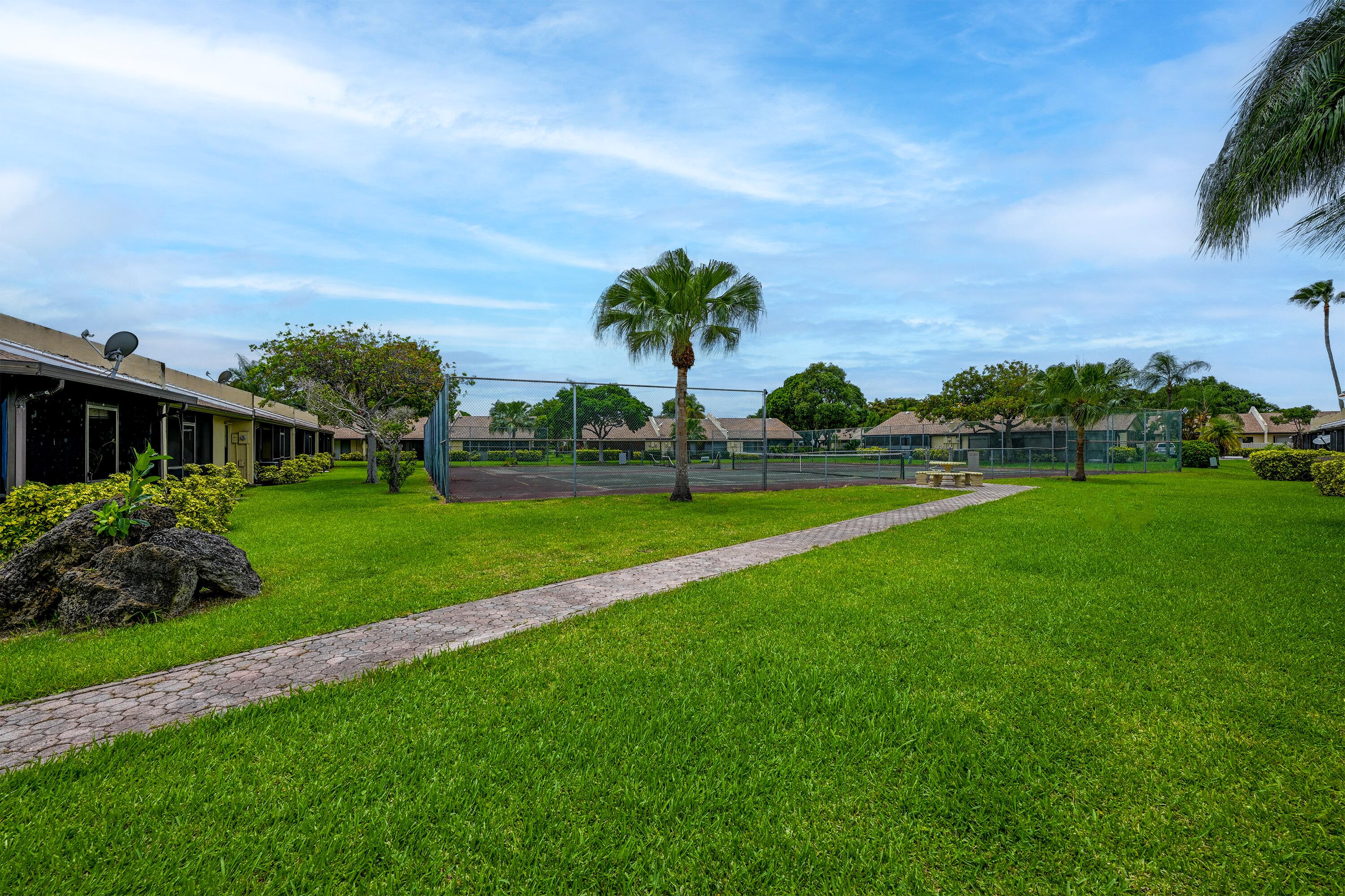 WOODLAKE ISLES - Residential