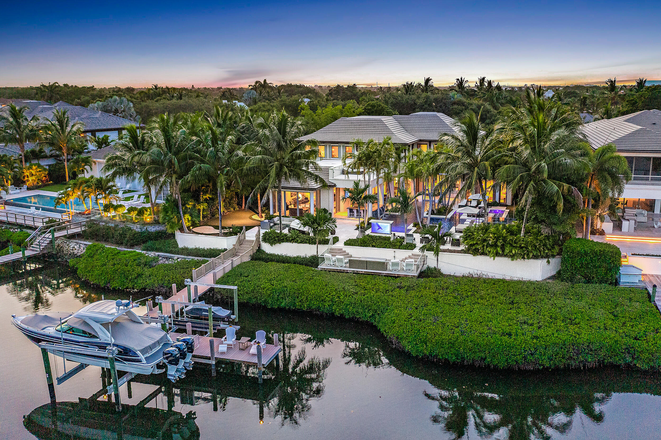 Admirals Cove - Residential