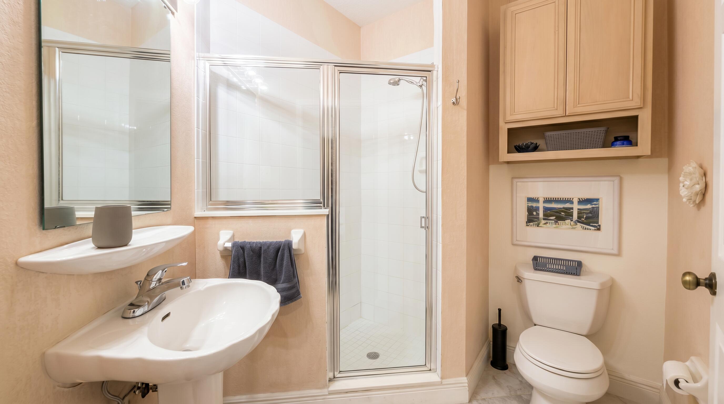 GOLF VILLAS CONDOMINIUM - Residential Lease