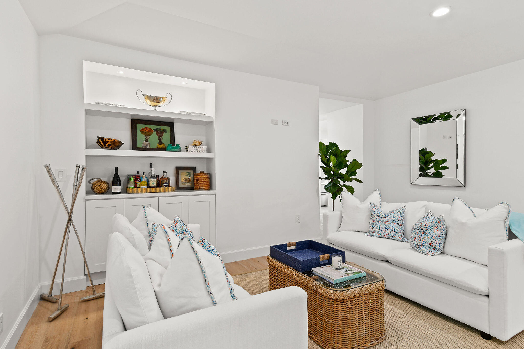 ESSEX LANE - Residential