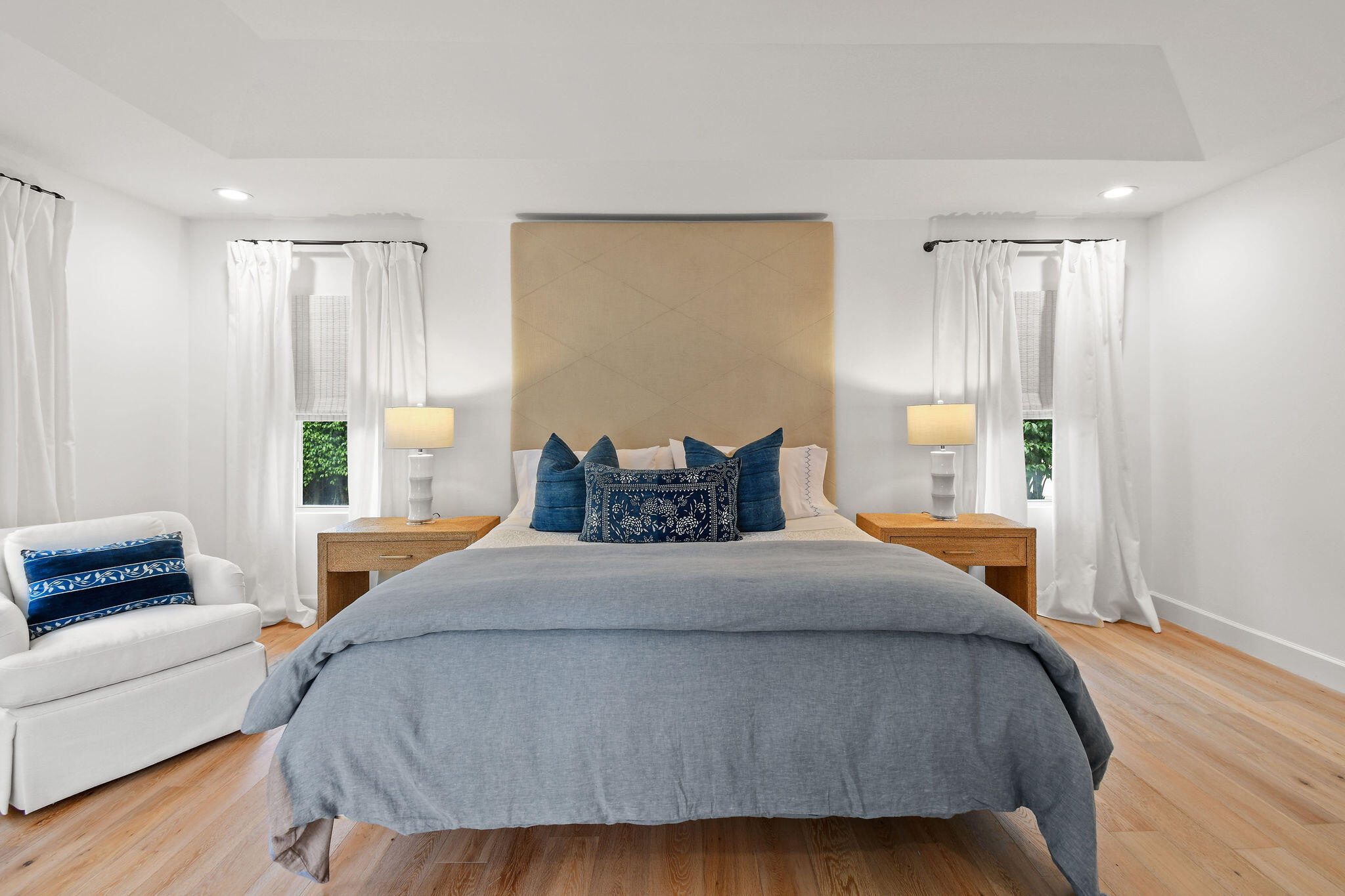 ESSEX LANE - Residential