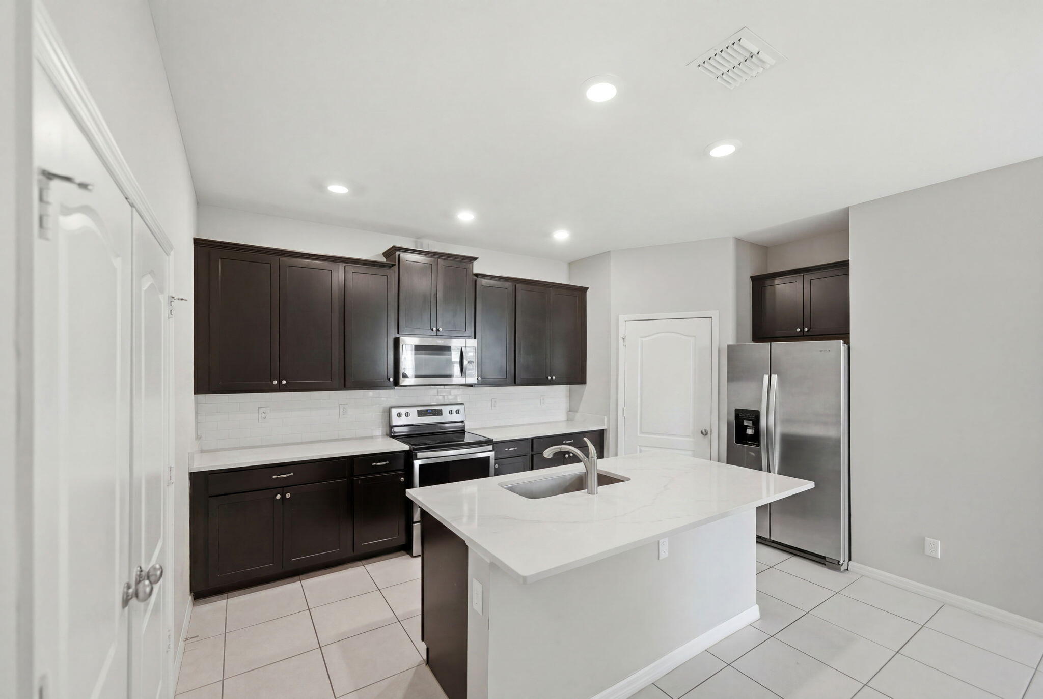 CELEBRATION POINTE - Residential