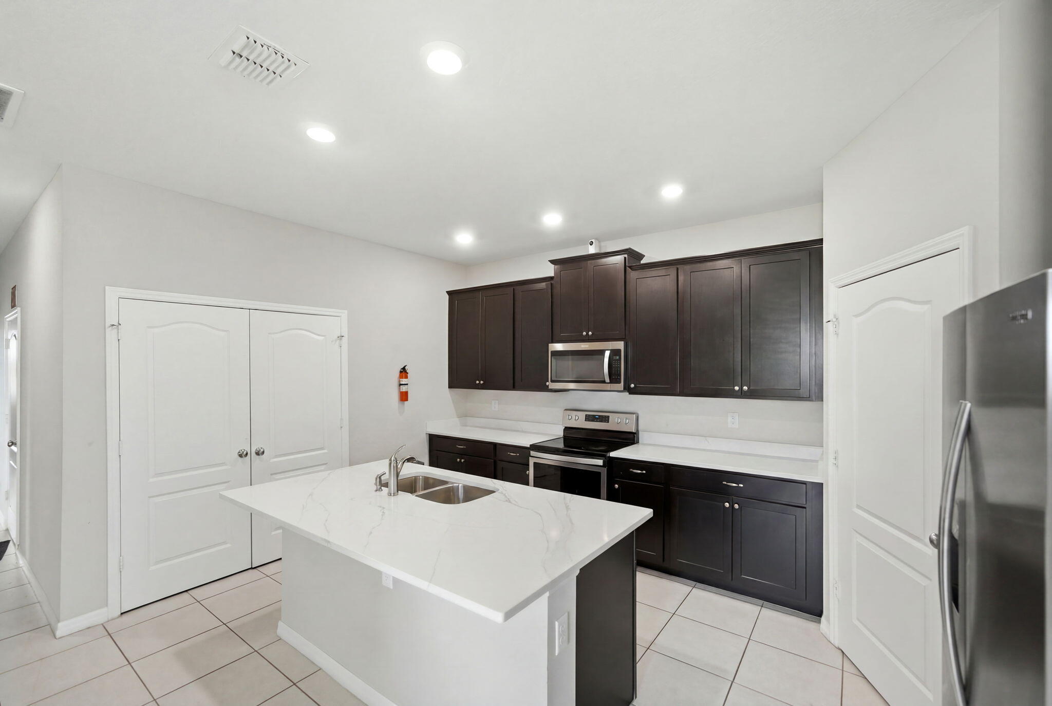 CELEBRATION POINTE - Residential