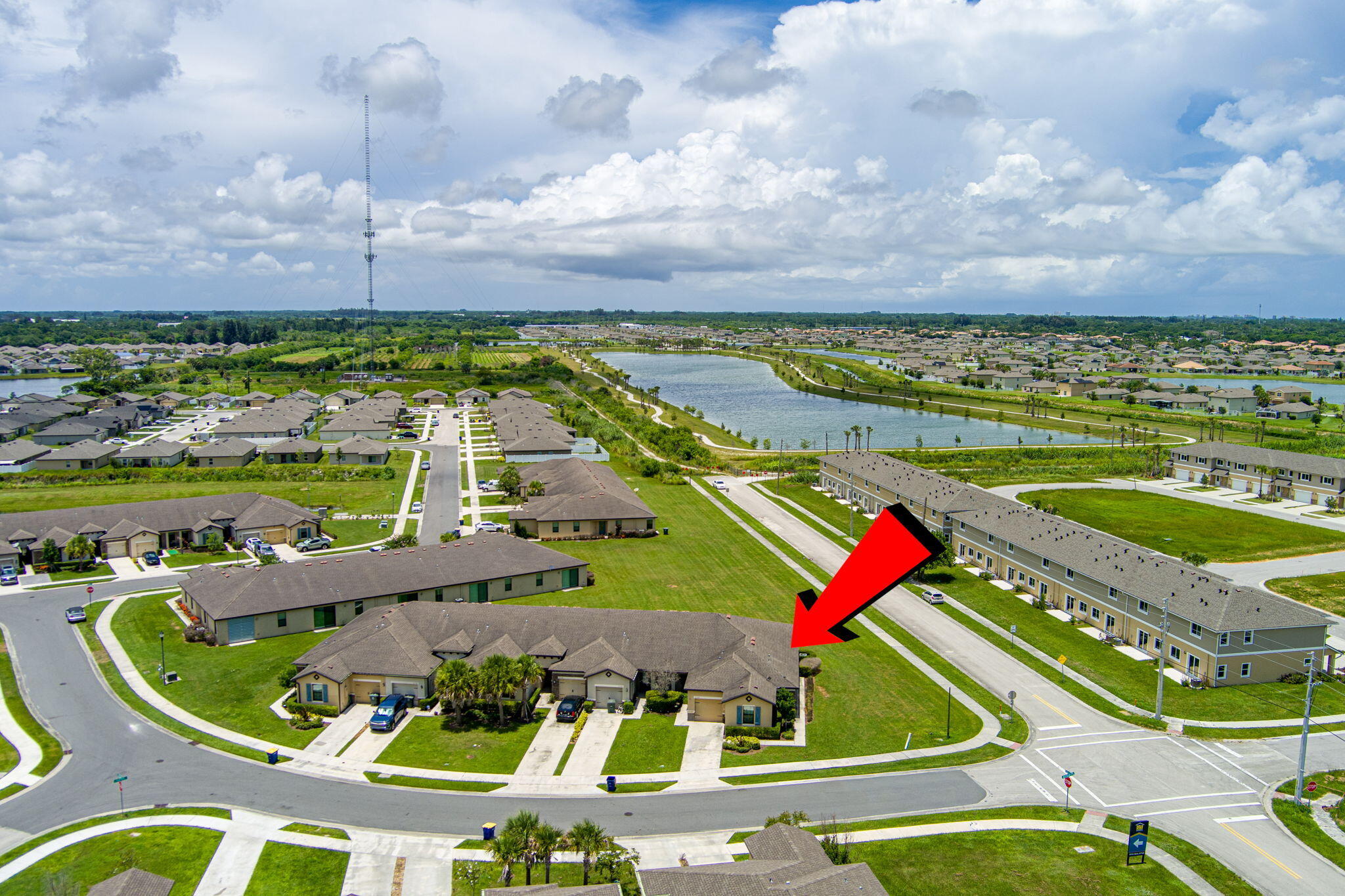 CELEBRATION POINTE - Residential